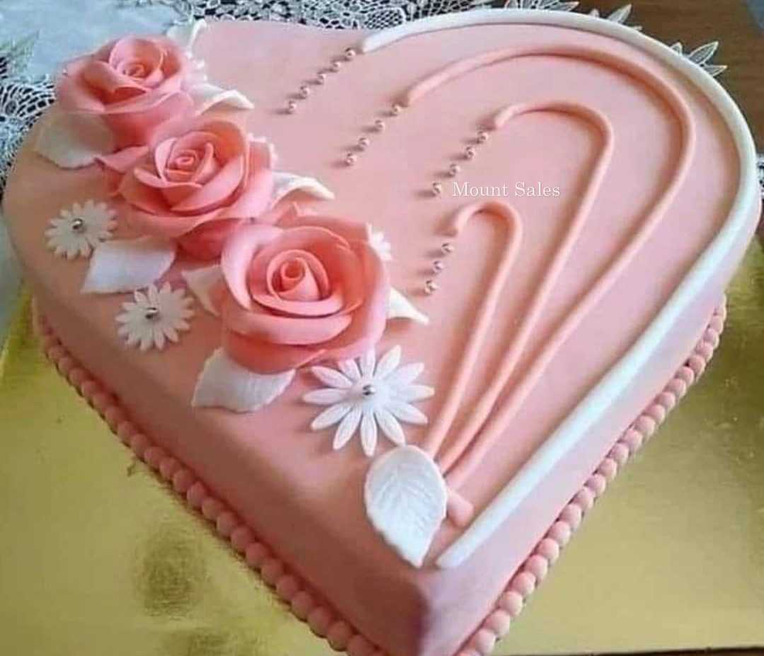 Premium RED N White Velvet Cake