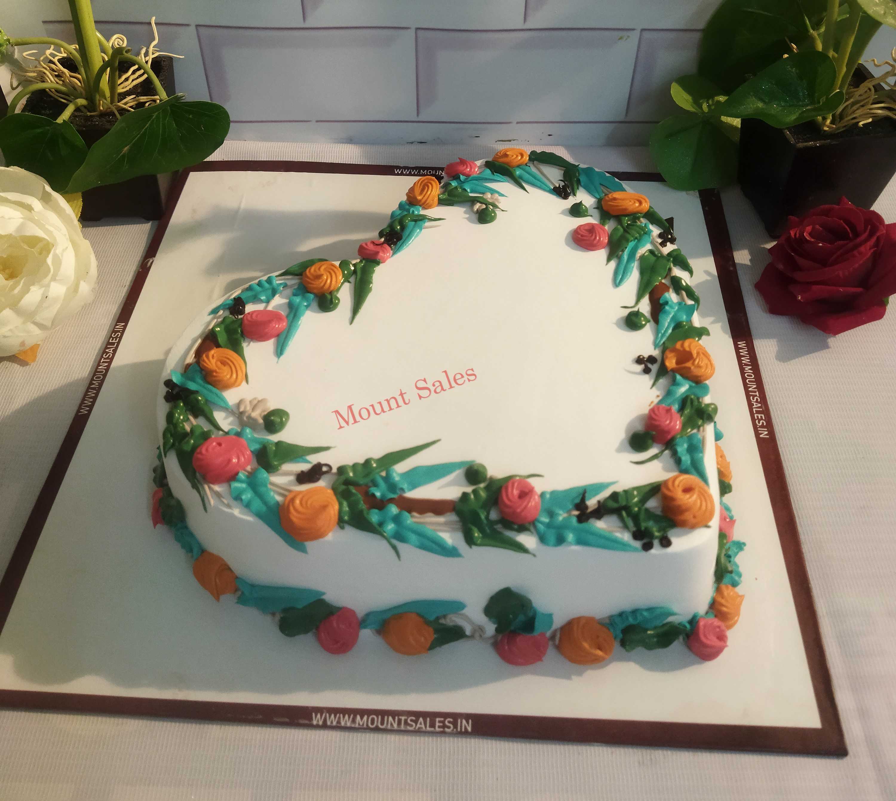 Premium RED N White Velvet Cake