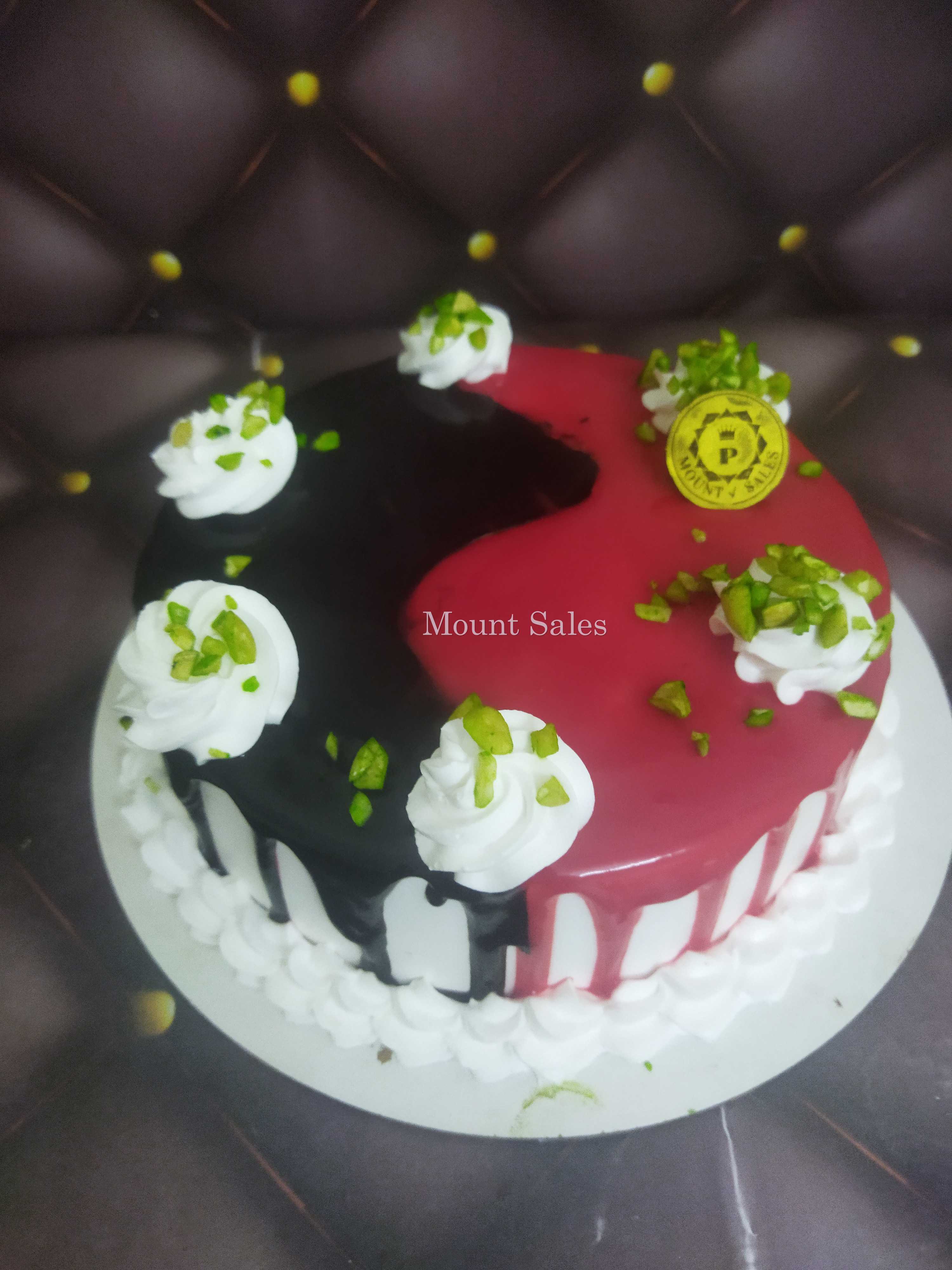 Premium RED N White Velvet Cake