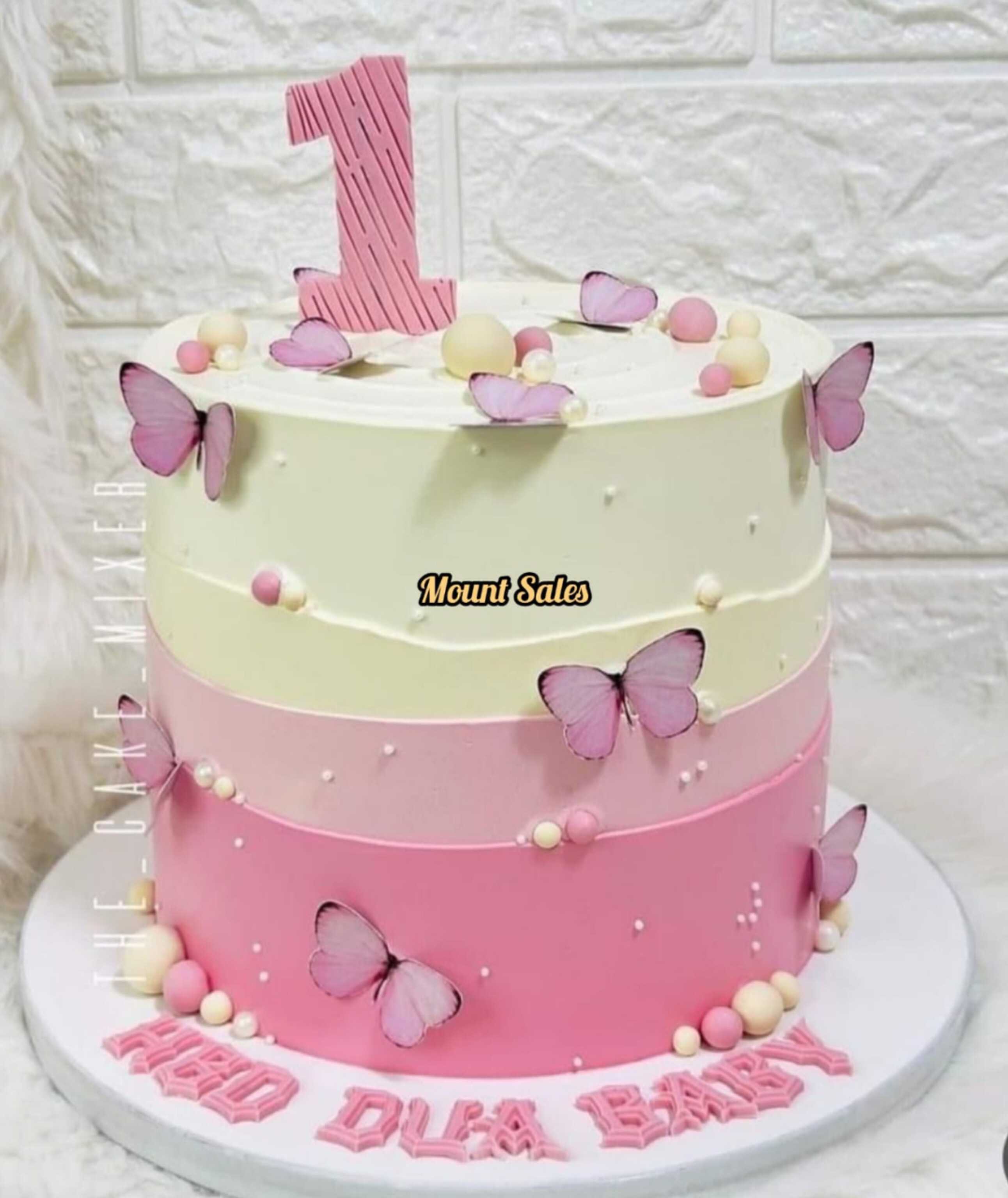 Premium RED N White Velvet Cake