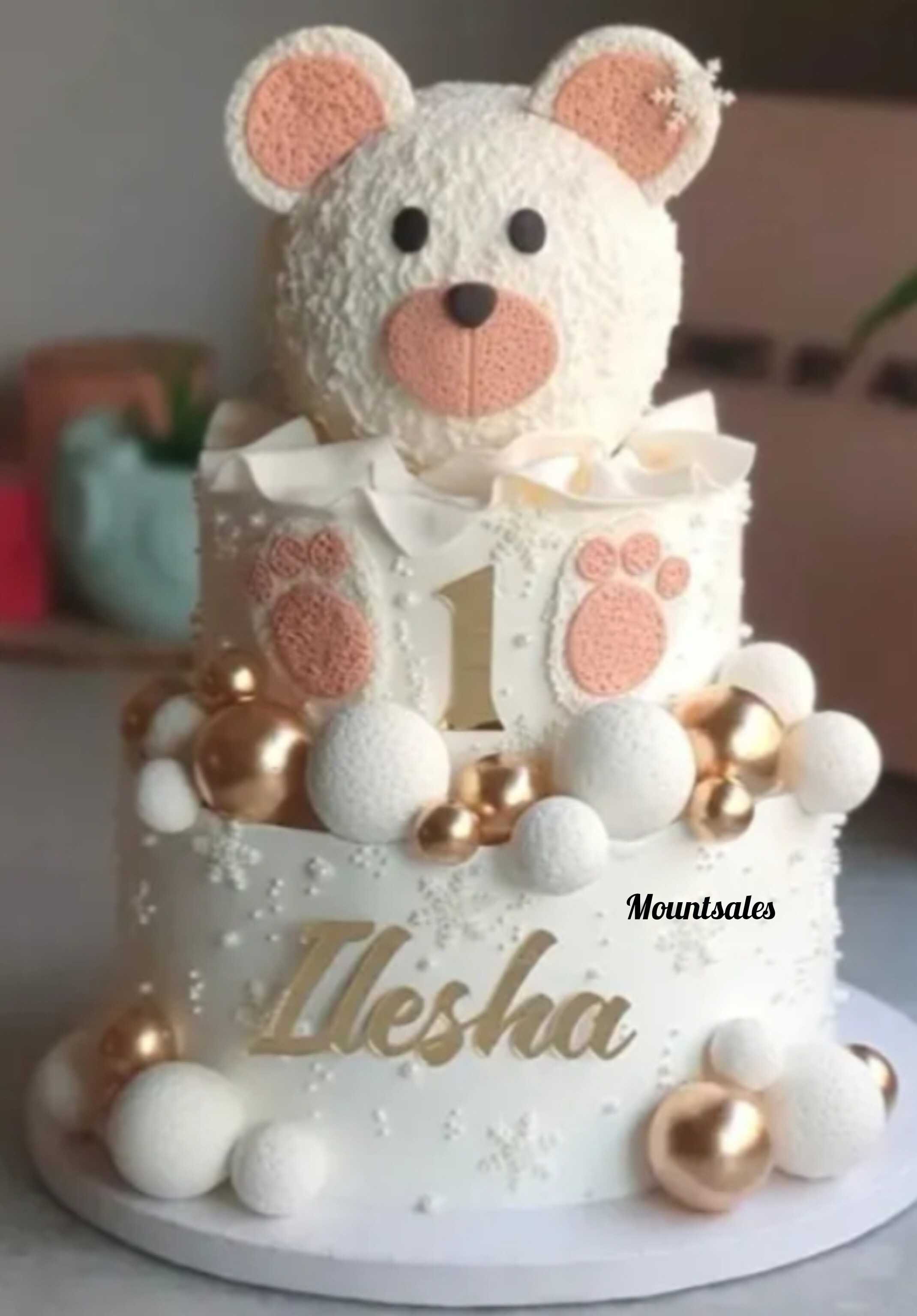 Premium RED N White Velvet Cake