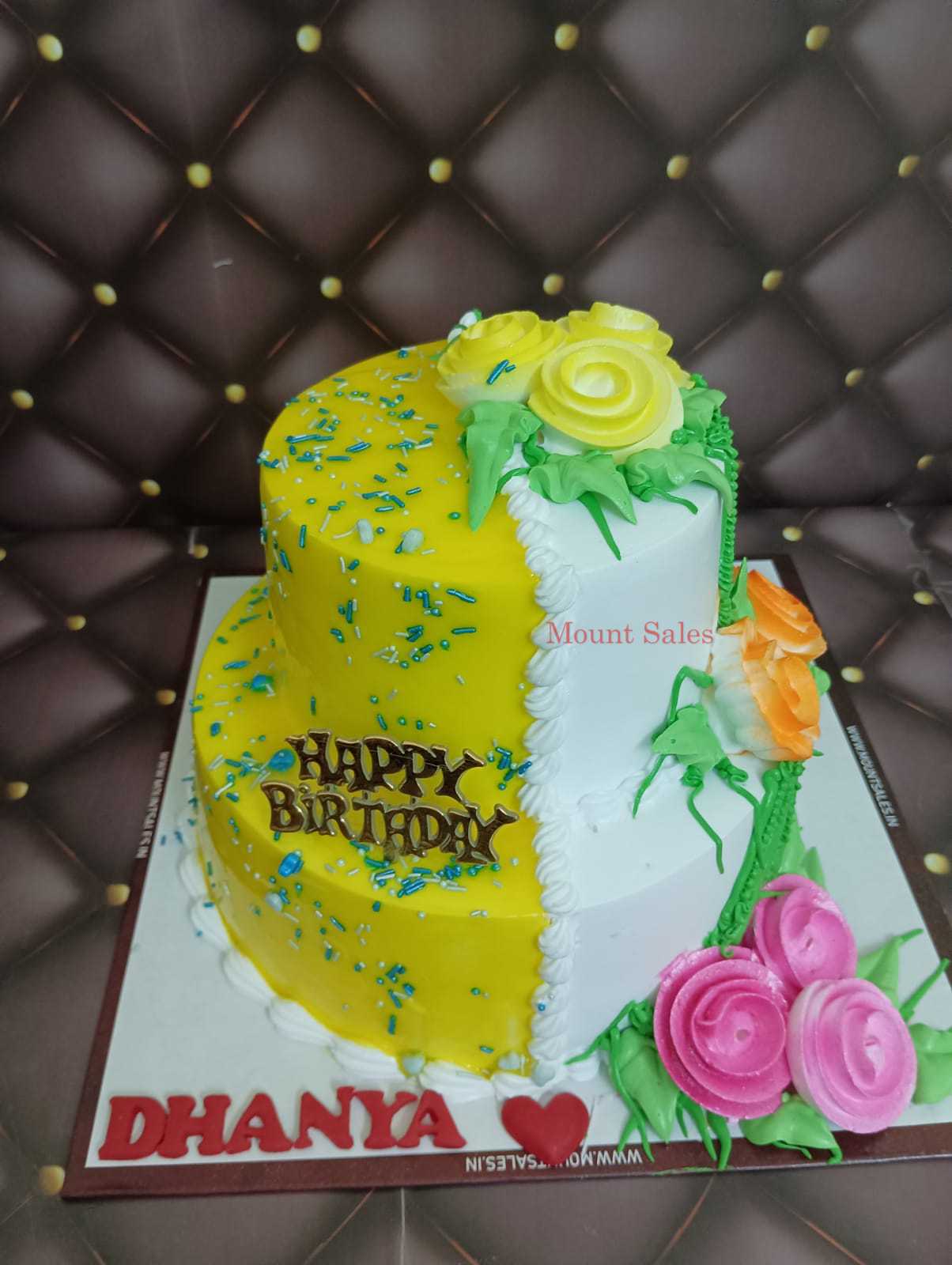 Premium RED N White Velvet Cake