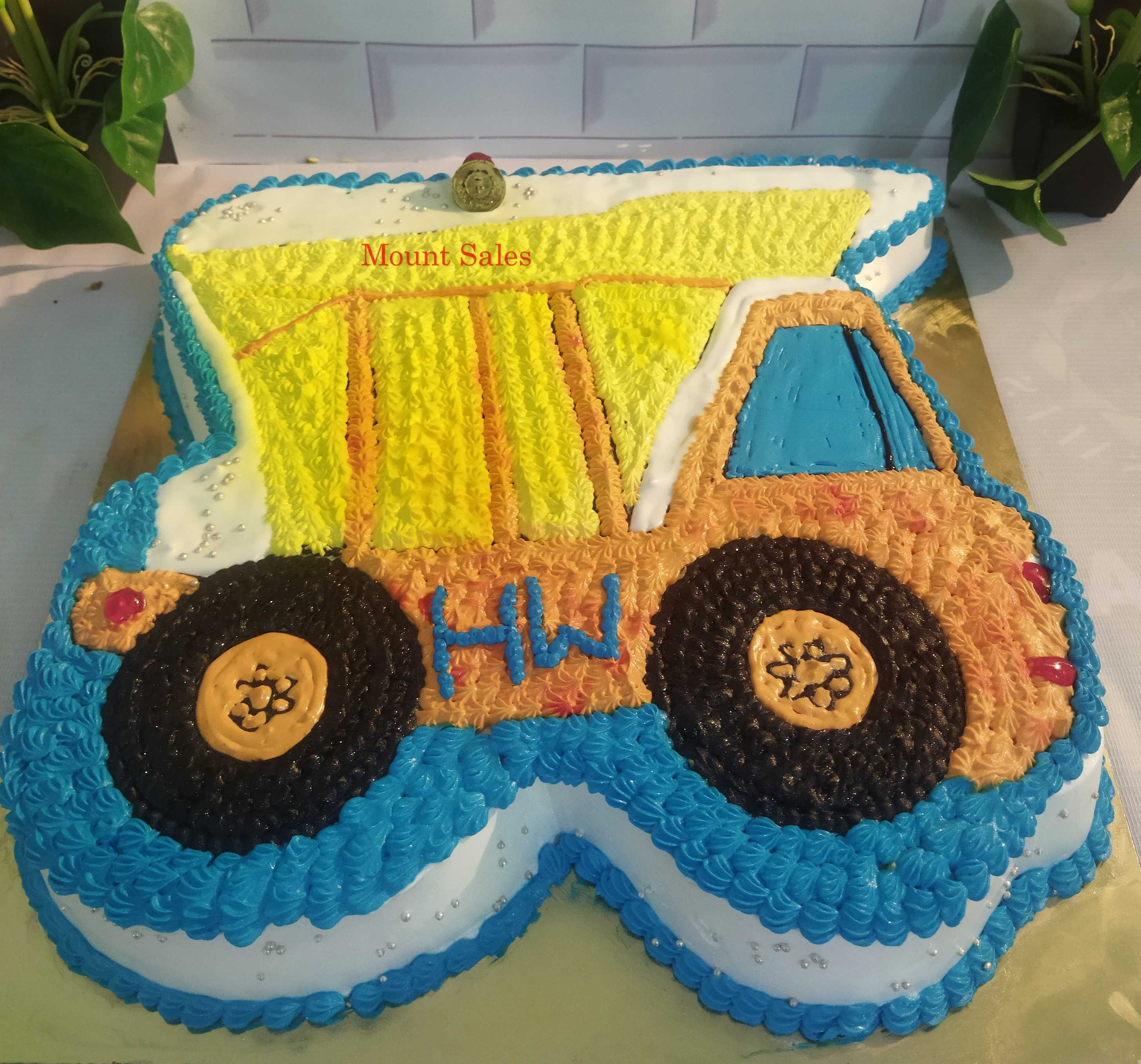 Premium RED N White Velvet Cake