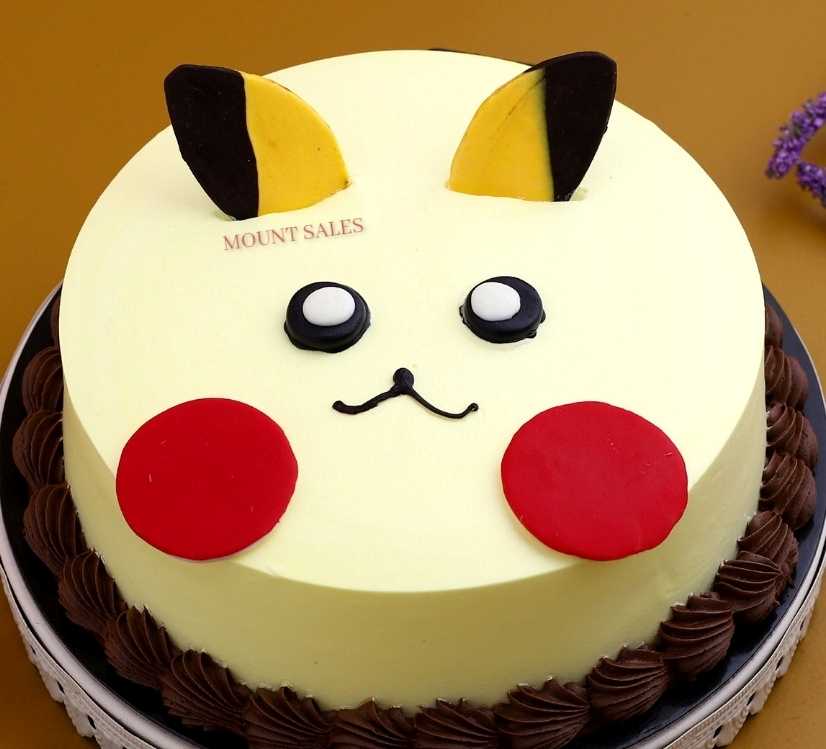 Premium RED N White Velvet Cake