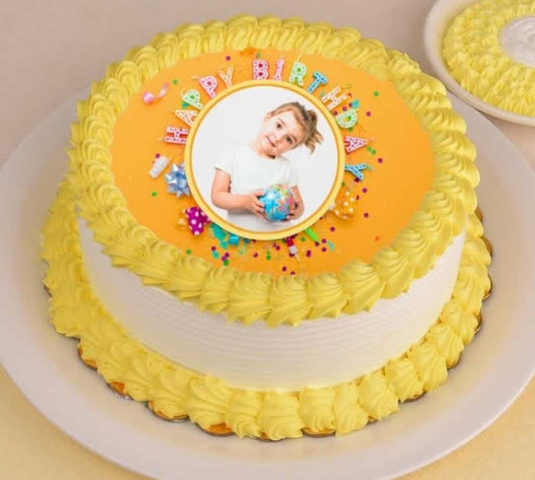 Premium RED N White Velvet Cake