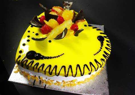 Premium RED N White Velvet Cake