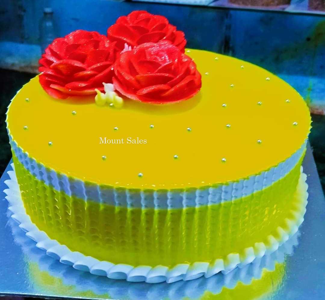 Premium RED N White Velvet Cake