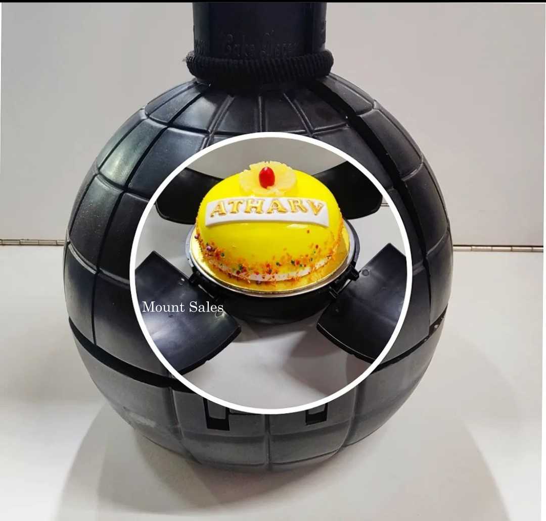 Premium RED N White Velvet Cake