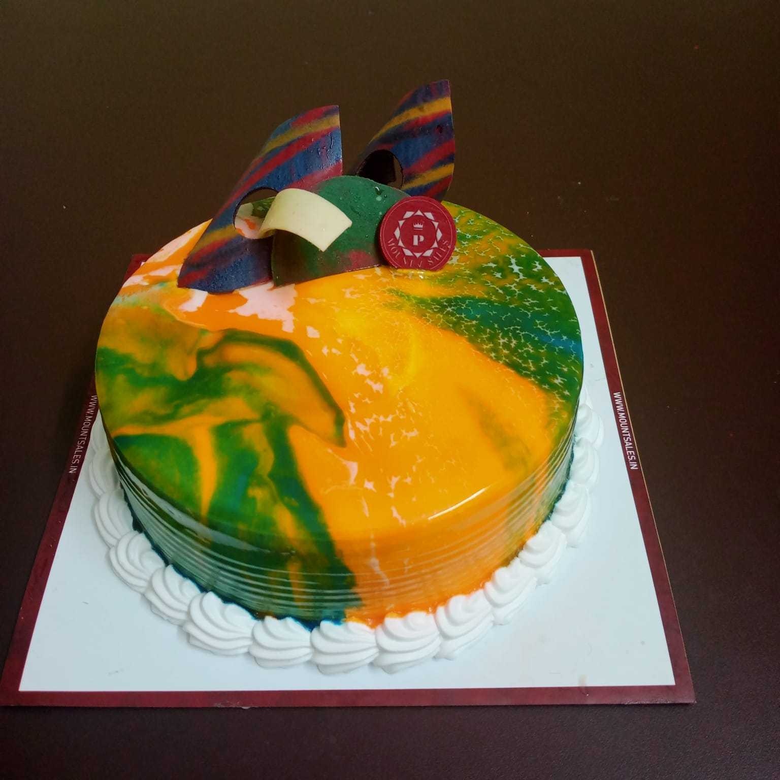 Premium RED N White Velvet Cake