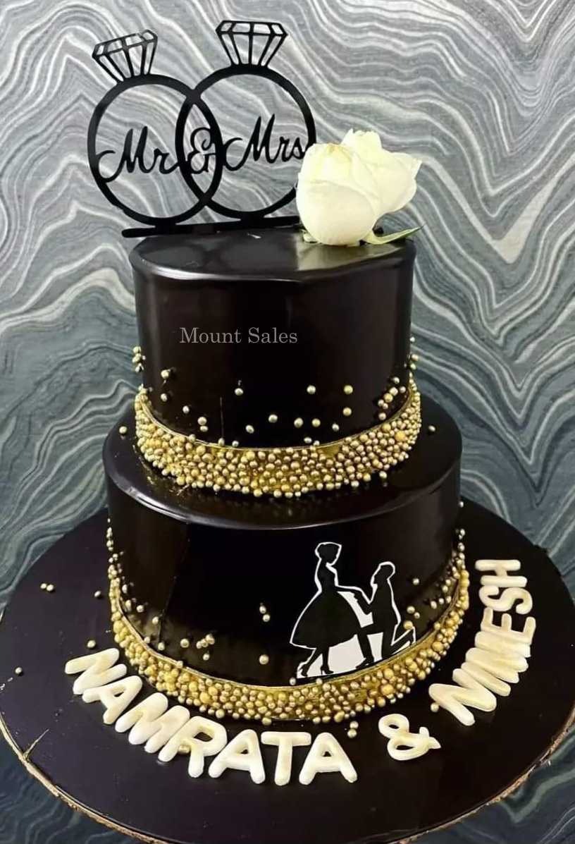 Premium RED N White Velvet Cake