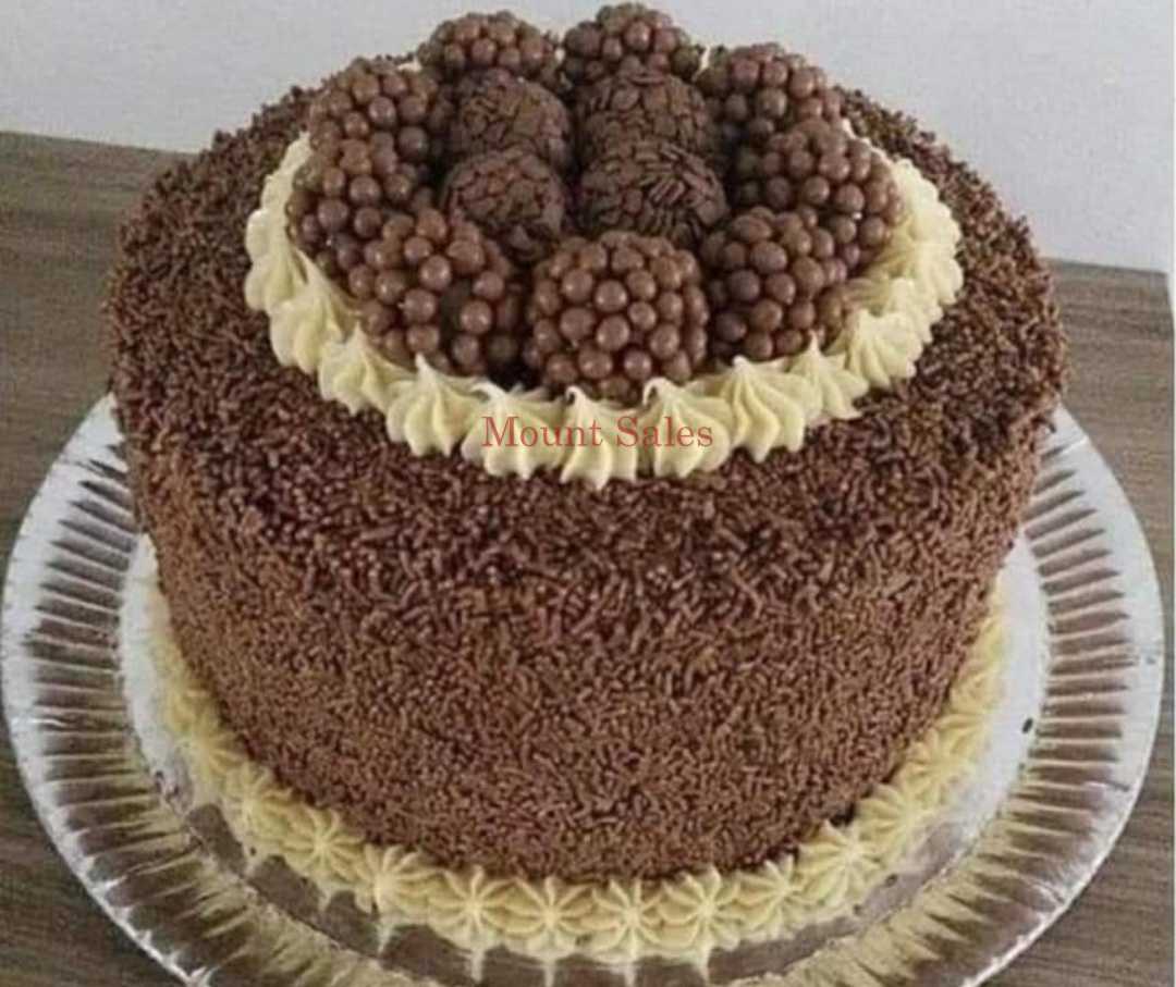 Premium RED N White Velvet Cake