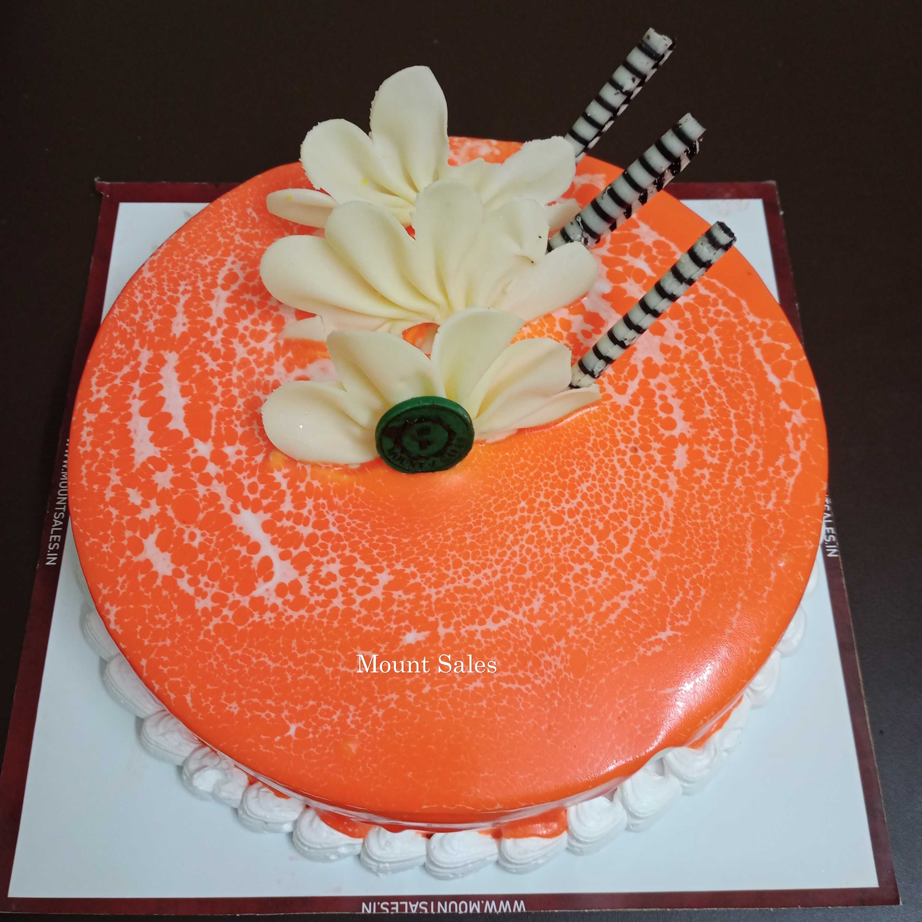 Premium RED N White Velvet Cake
