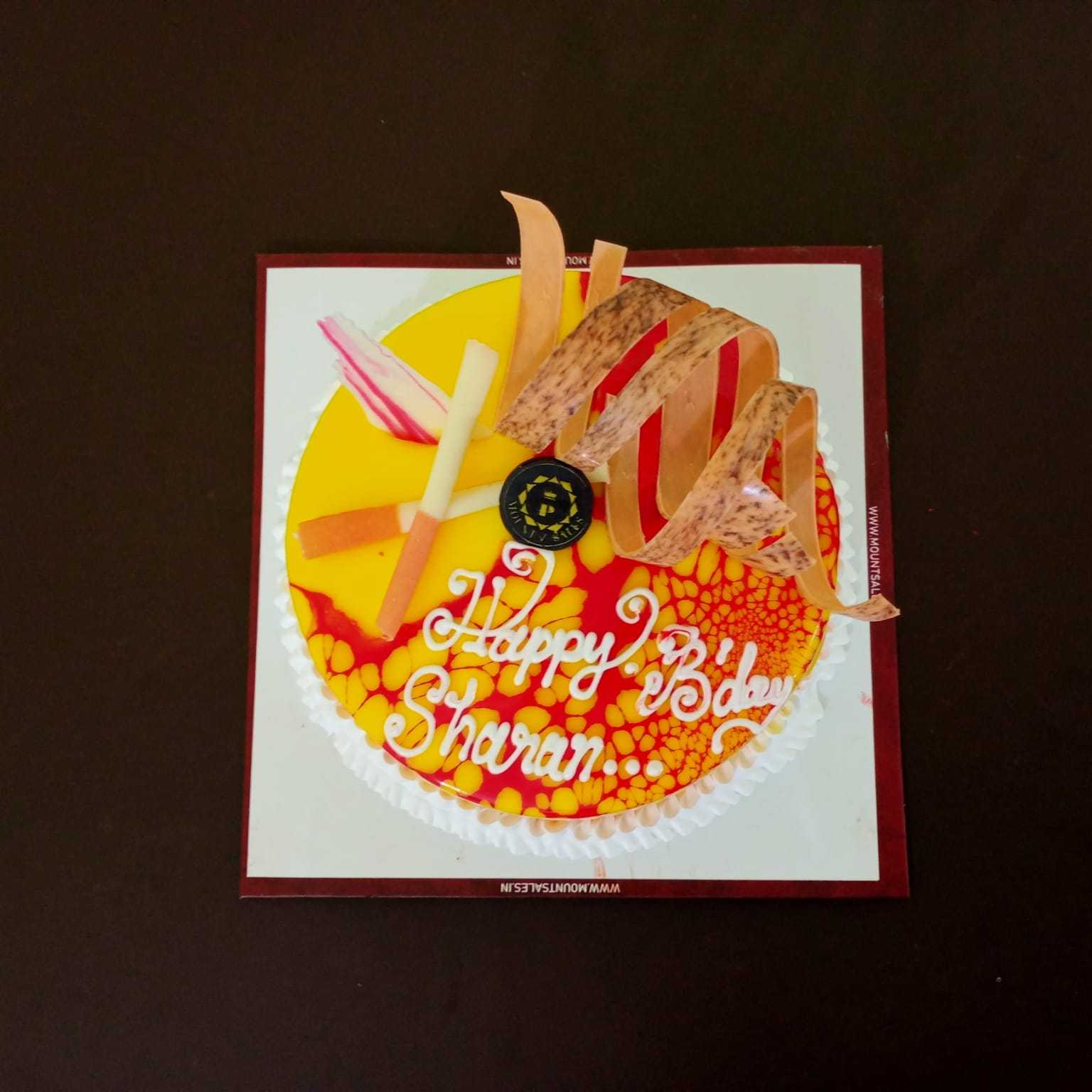 Premium RED N White Velvet Cake