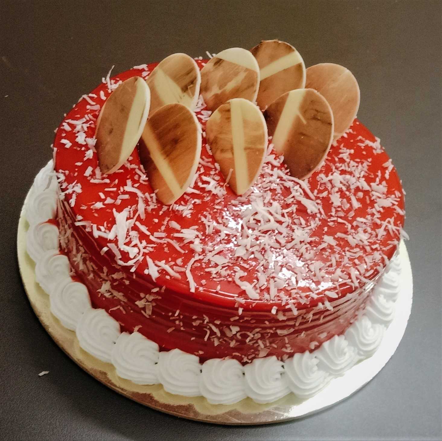 Premium RED N White Velvet Cake