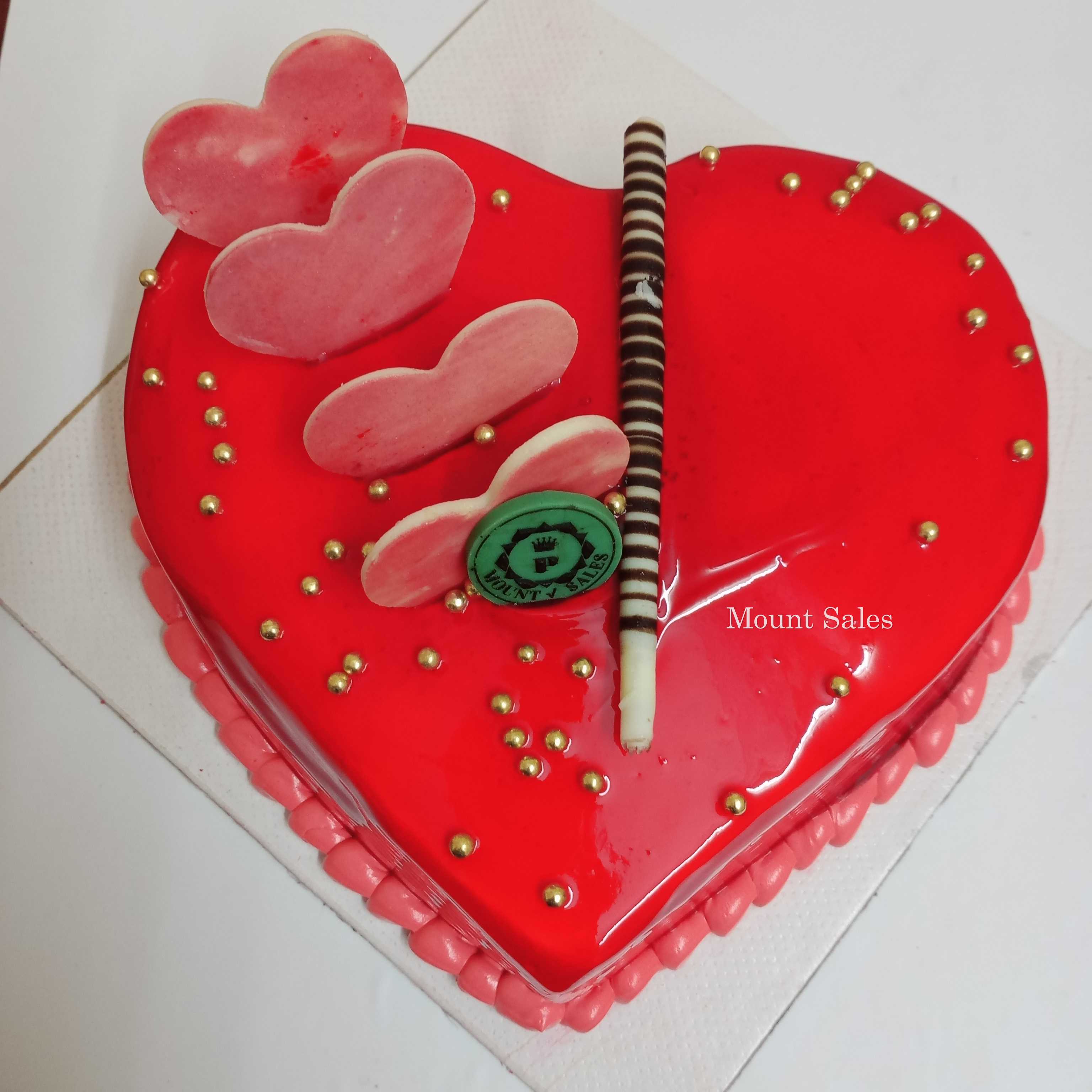 Premium RED N White Velvet Cake