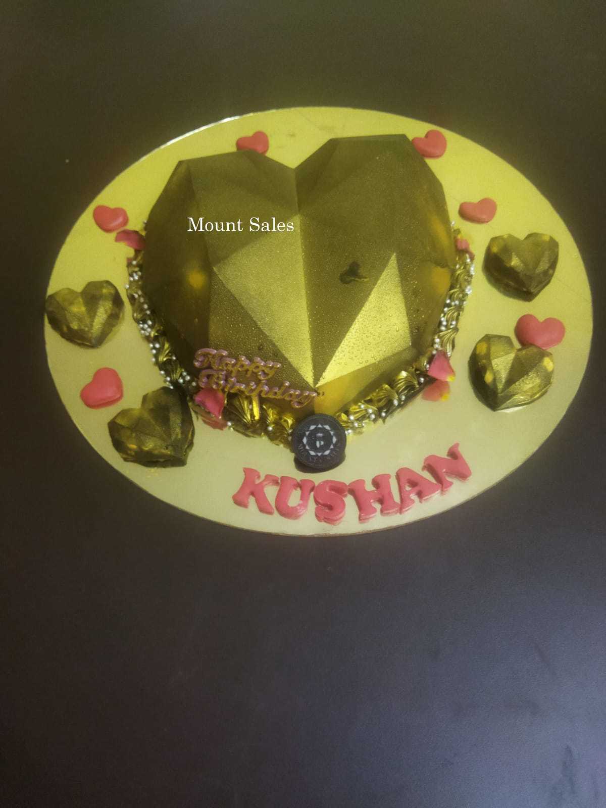 Premium RED N White Velvet Cake