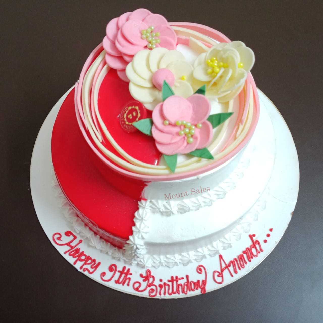 Premium RED N White Velvet Cake