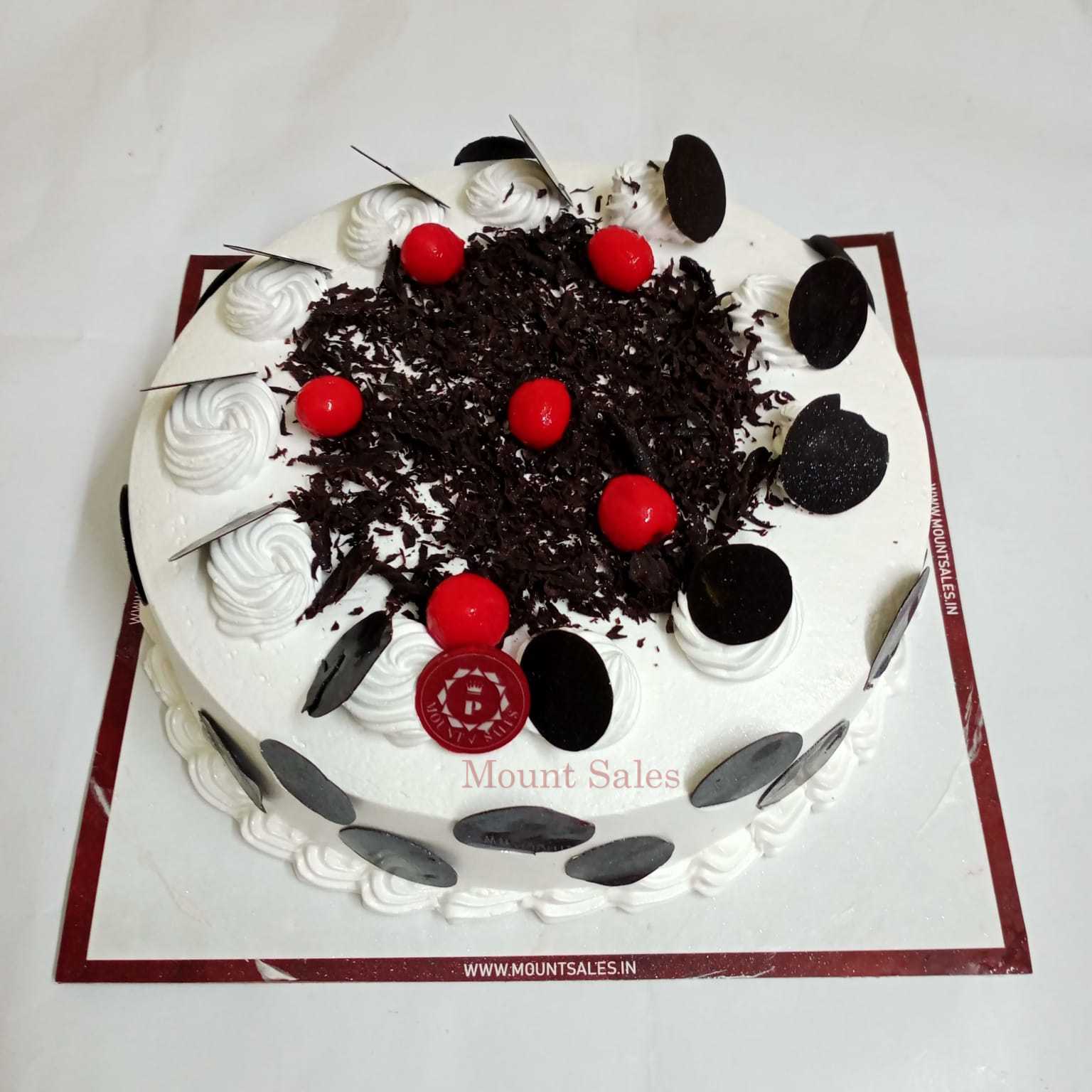 Premium RED N White Velvet Cake