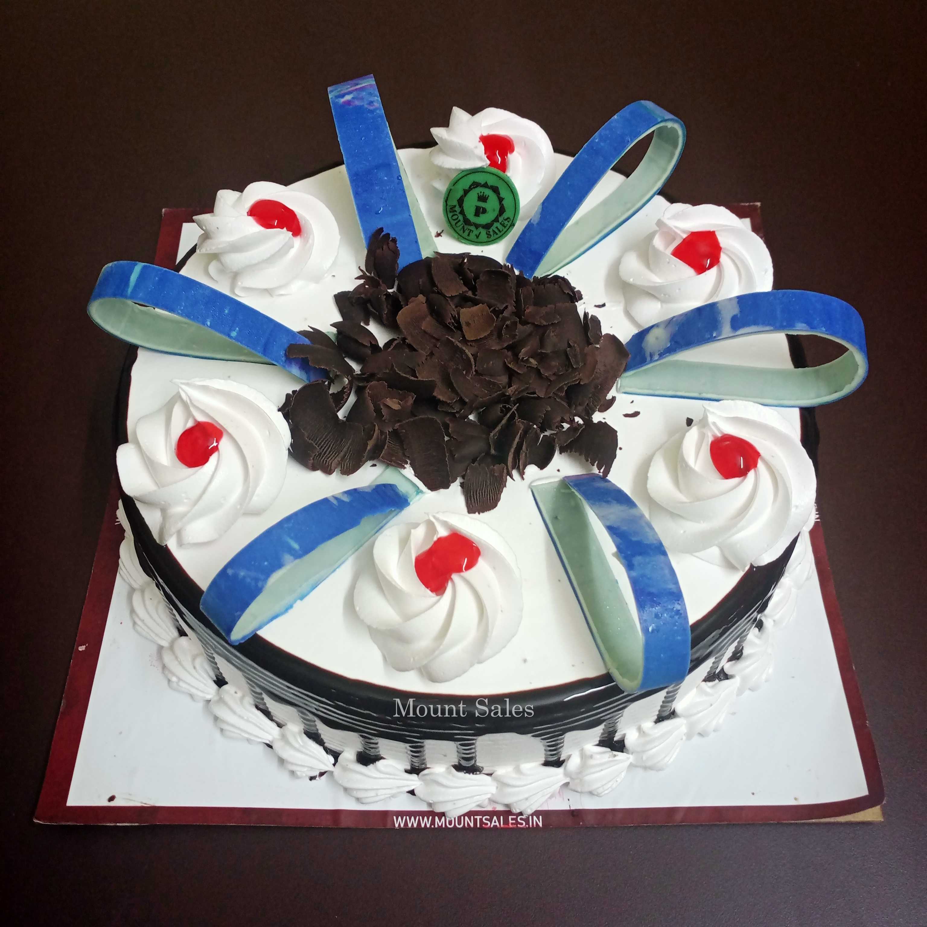Premium RED N White Velvet Cake