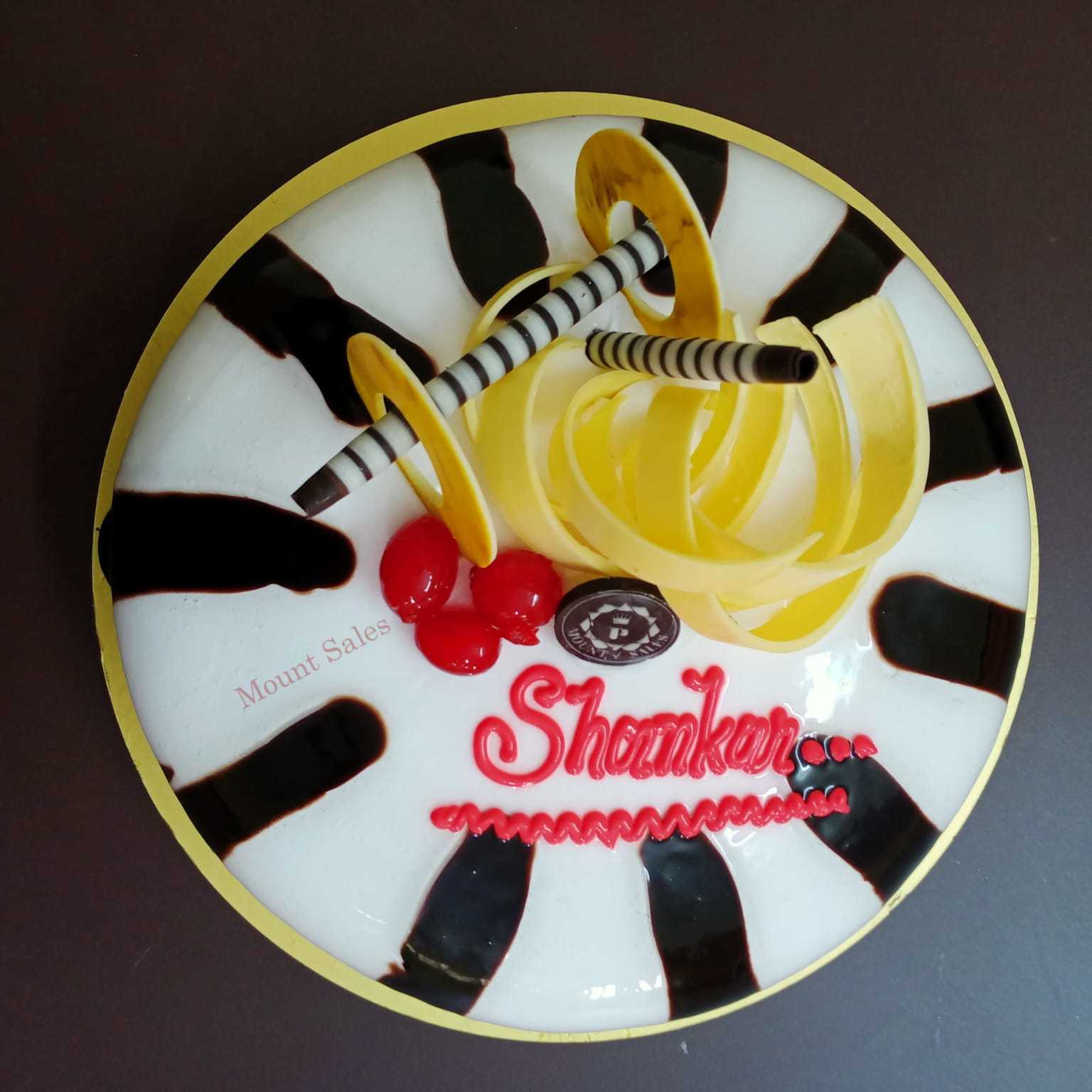 Premium RED N White Velvet Cake