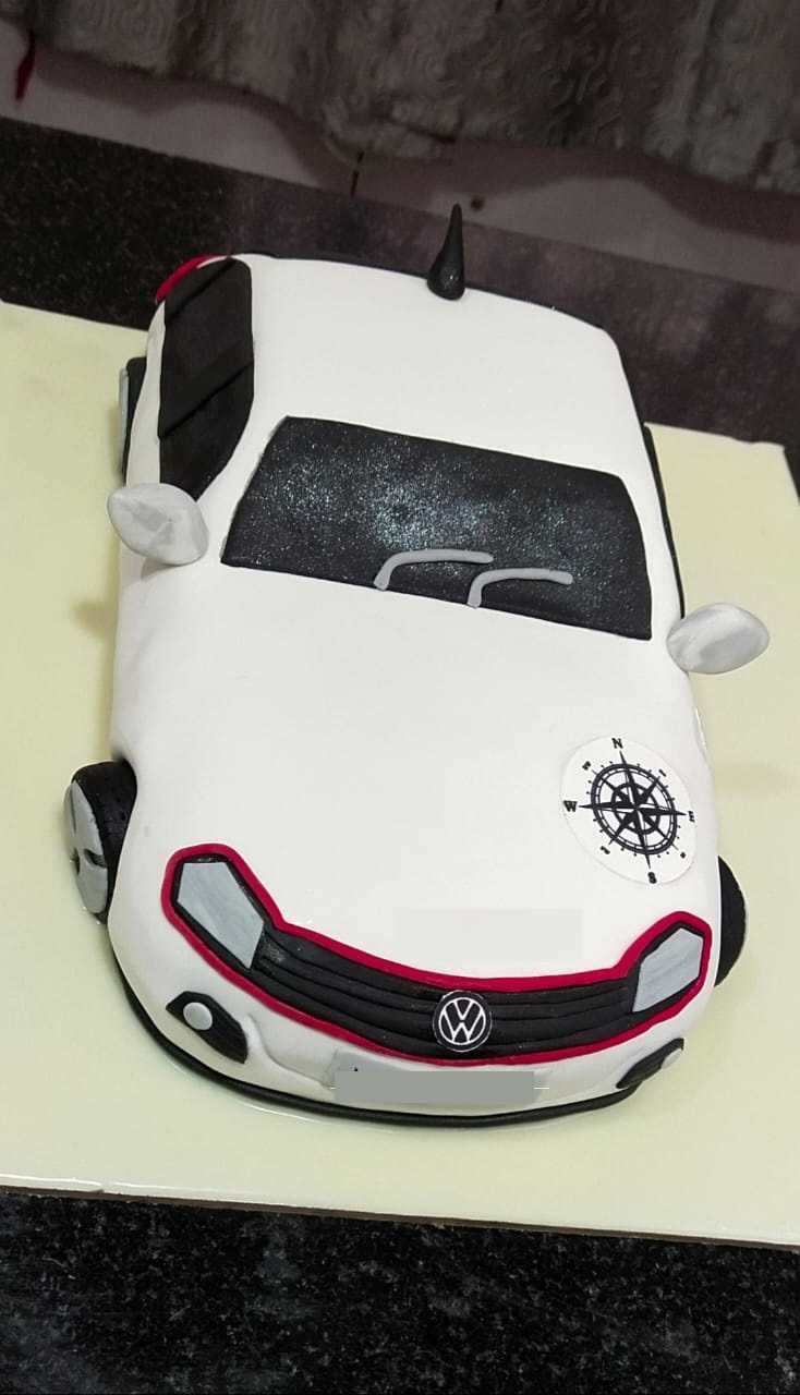 Premium RED N White Velvet Cake