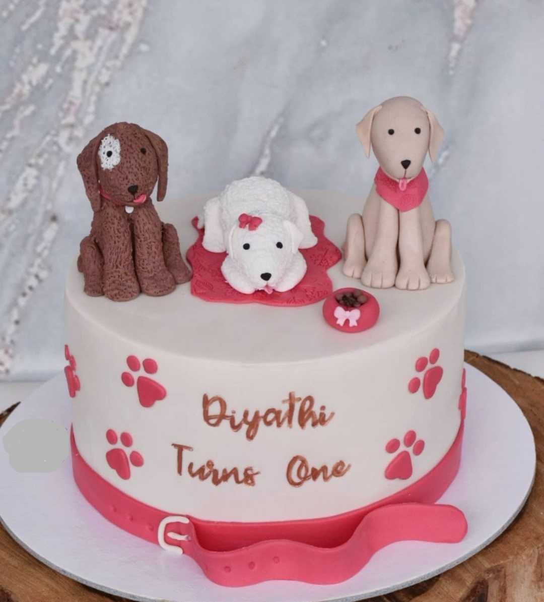 Premium RED N White Velvet Cake