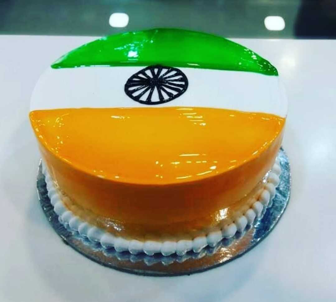 Premium RED N White Velvet Cake