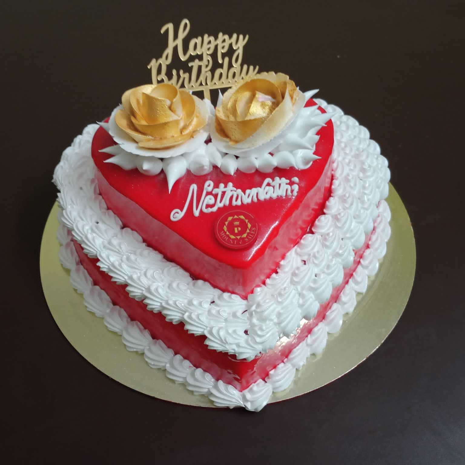 Premium RED N White Velvet Cake