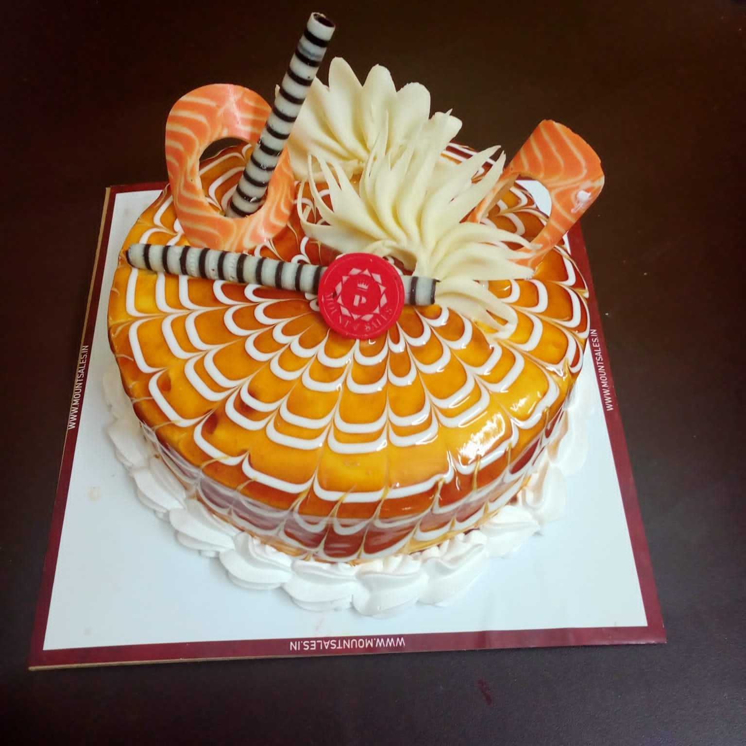 Premium RED N White Velvet Cake