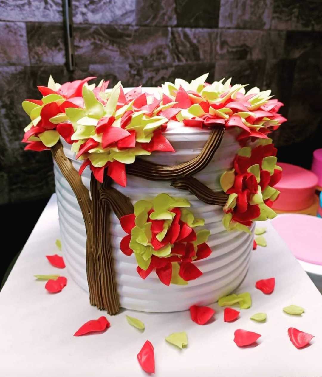 Premium RED N White Velvet Cake