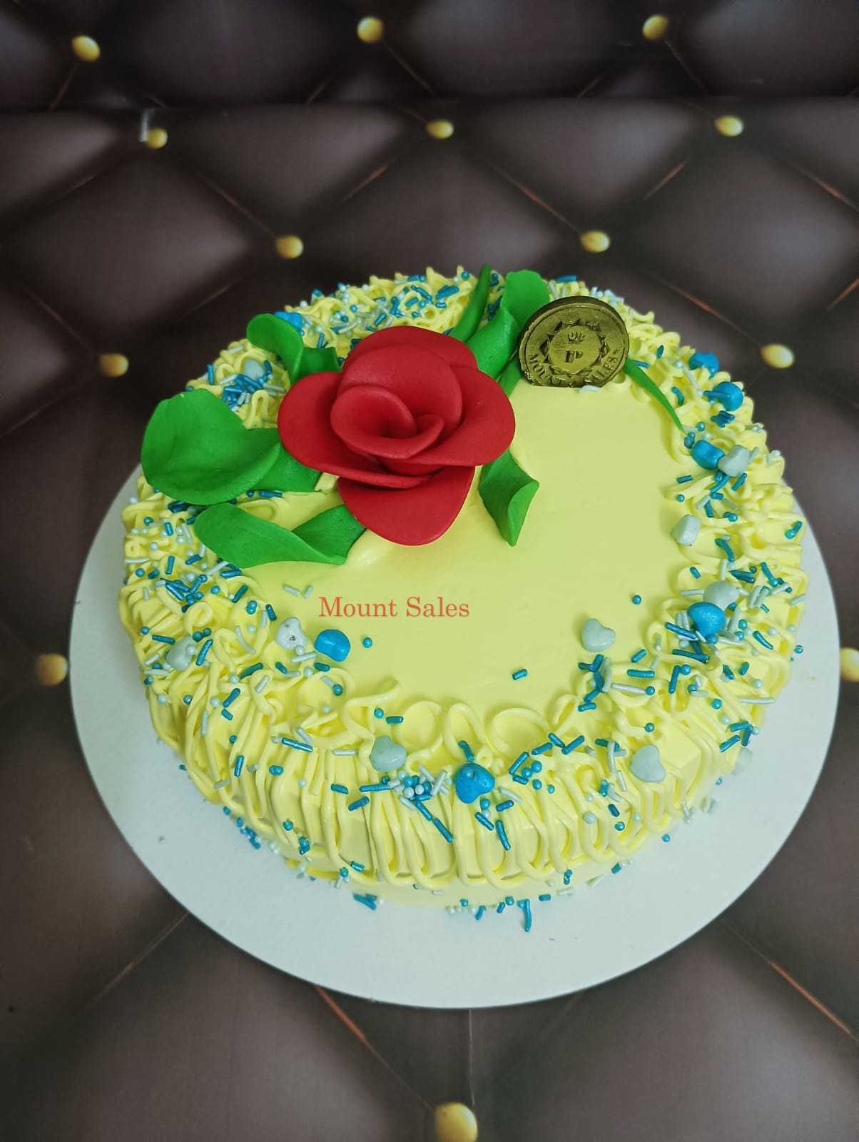 Premium RED N White Velvet Cake