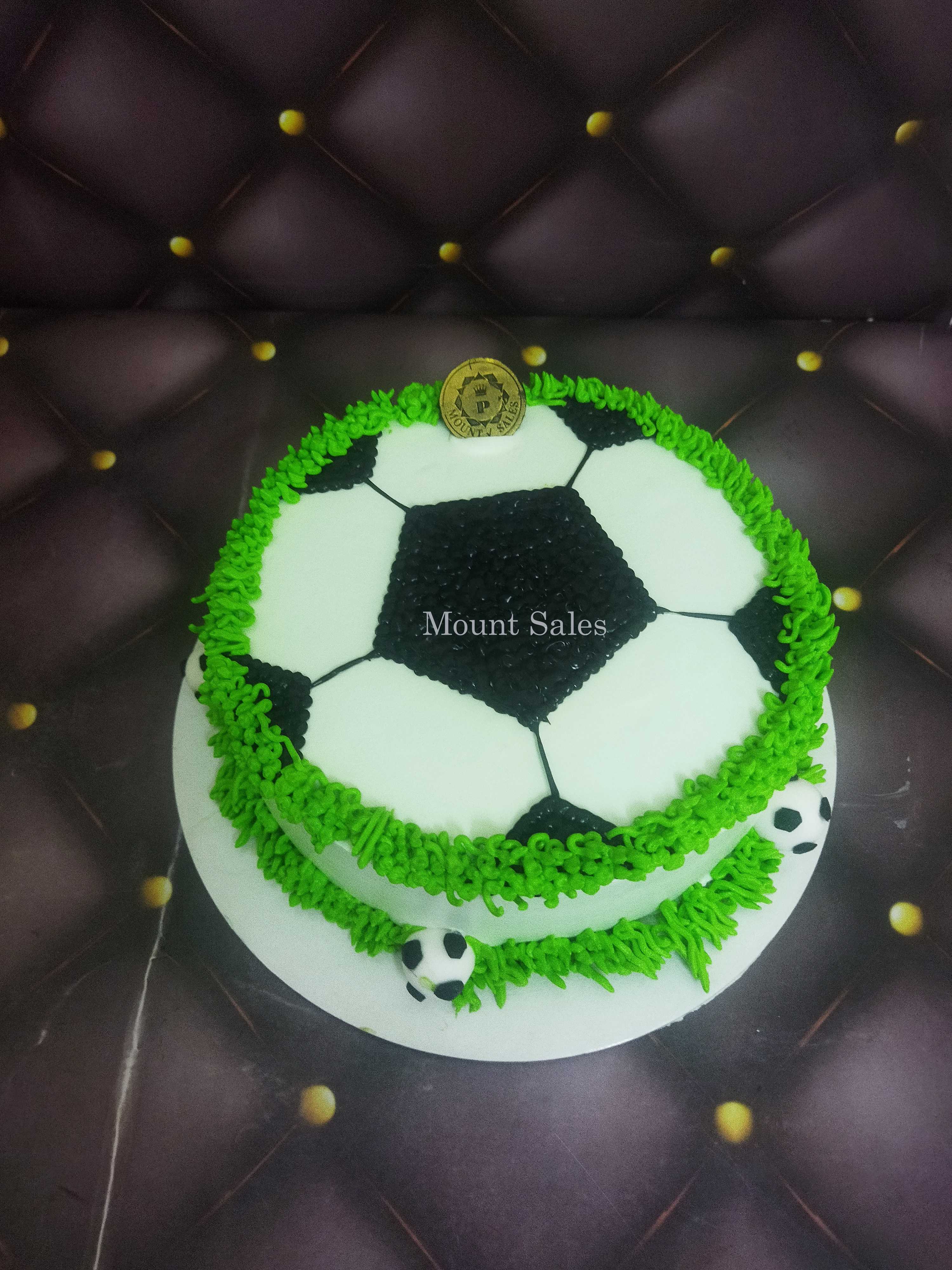 Premium RED N White Velvet Cake