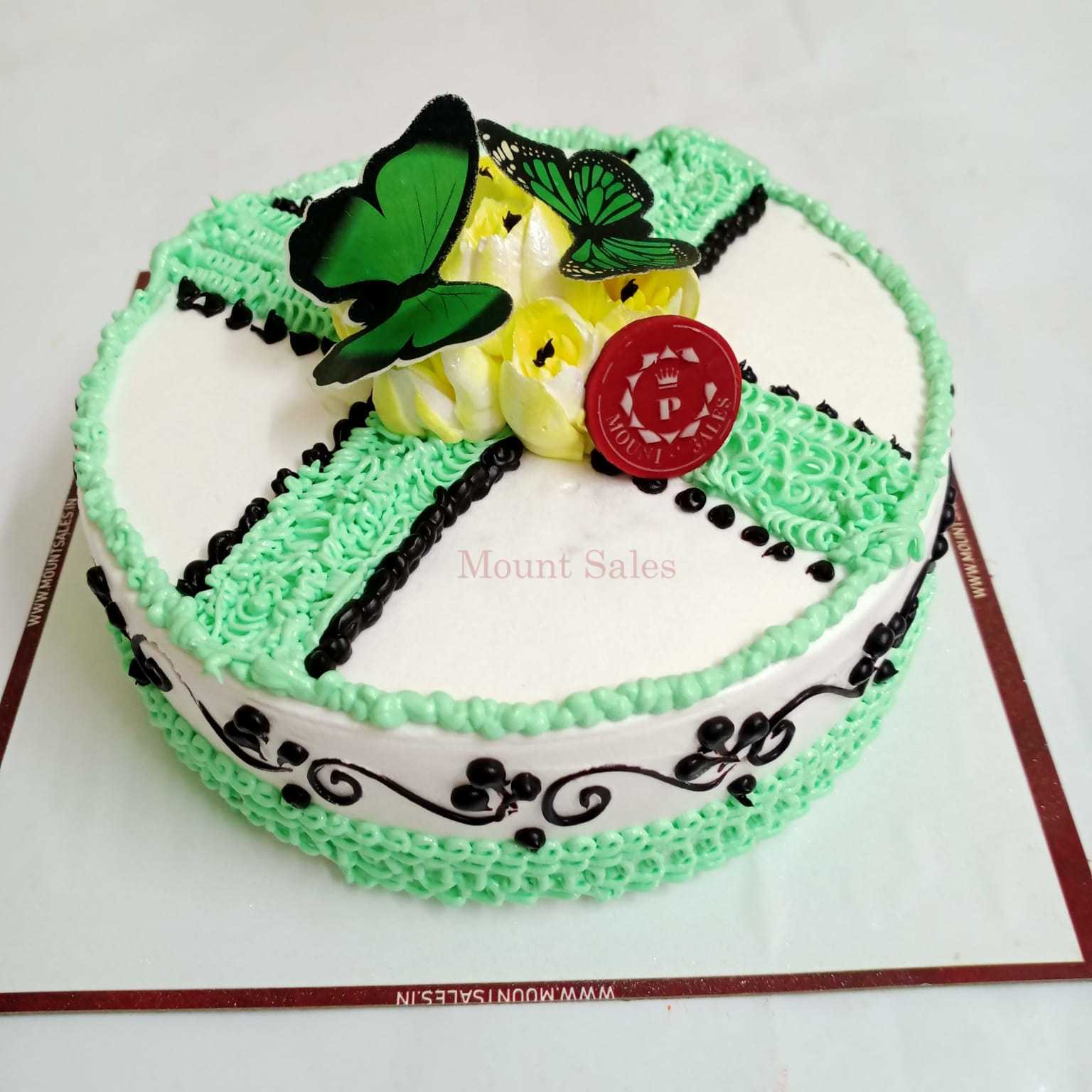 Premium RED N White Velvet Cake