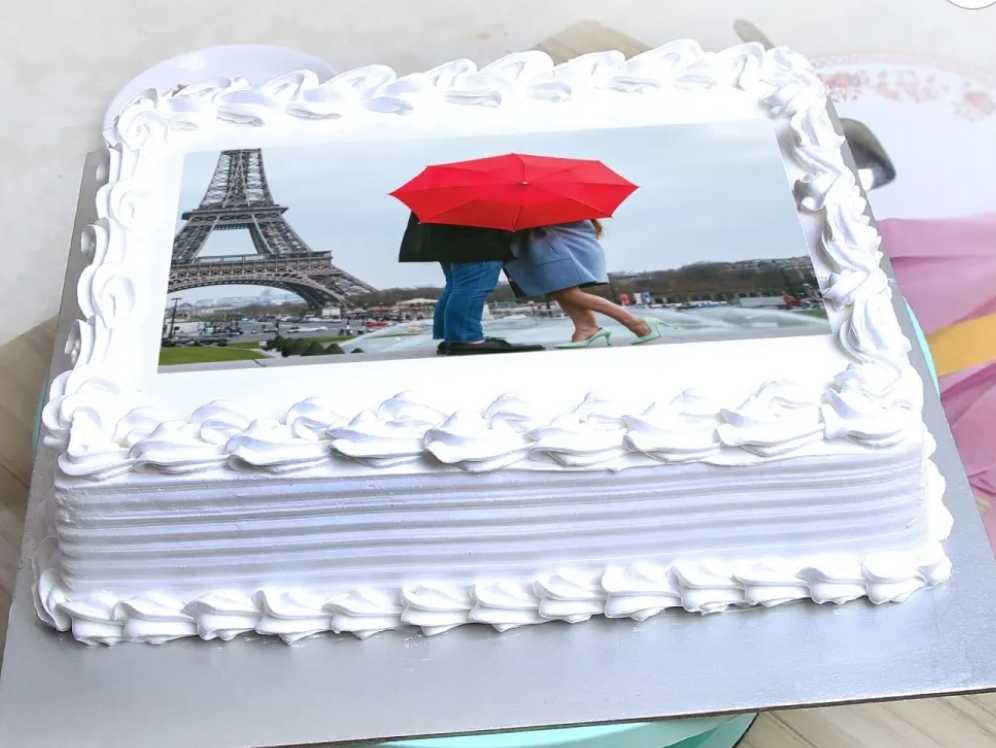 Premium RED N White Velvet Cake