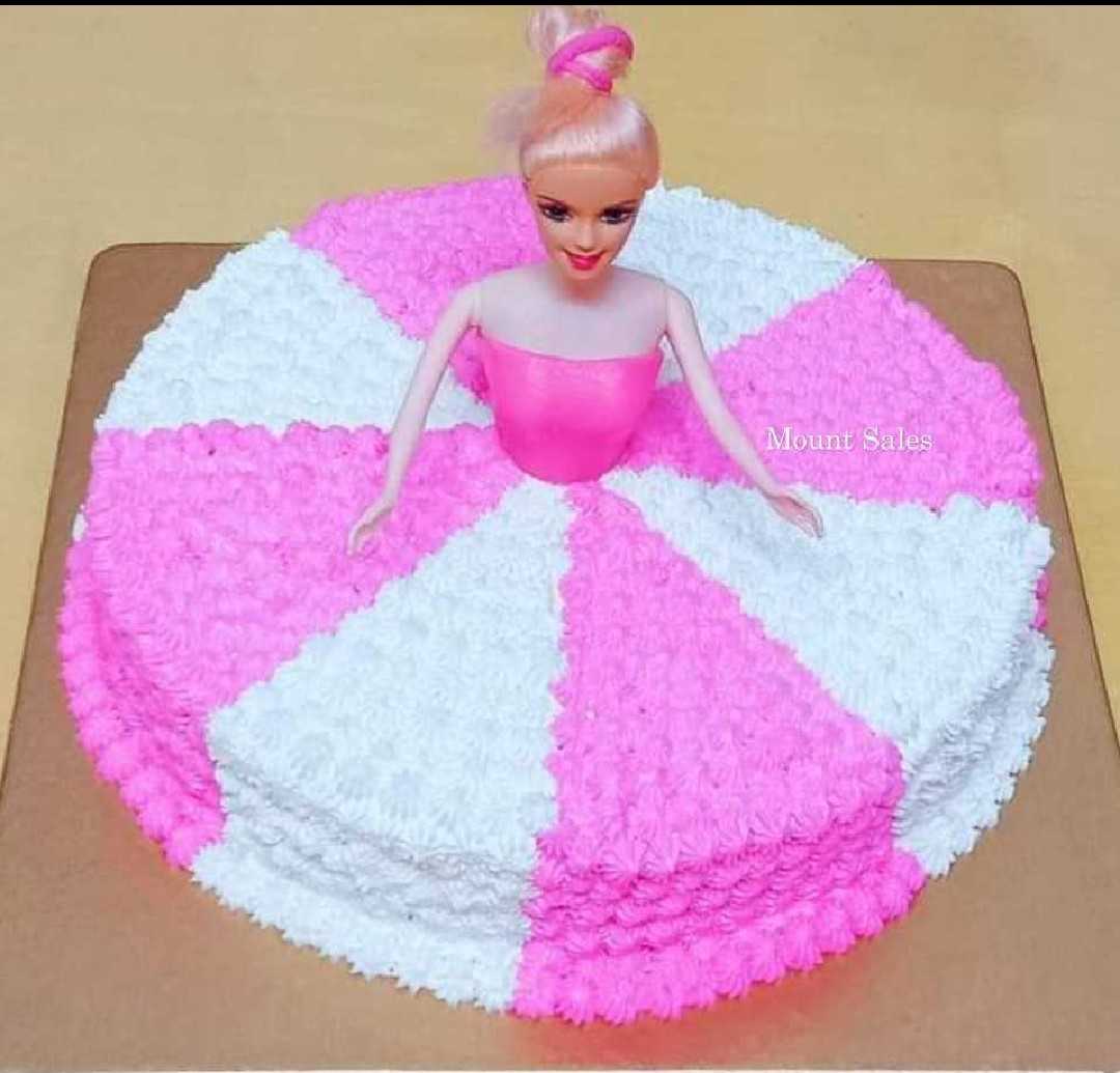 Premium RED N White Velvet Cake