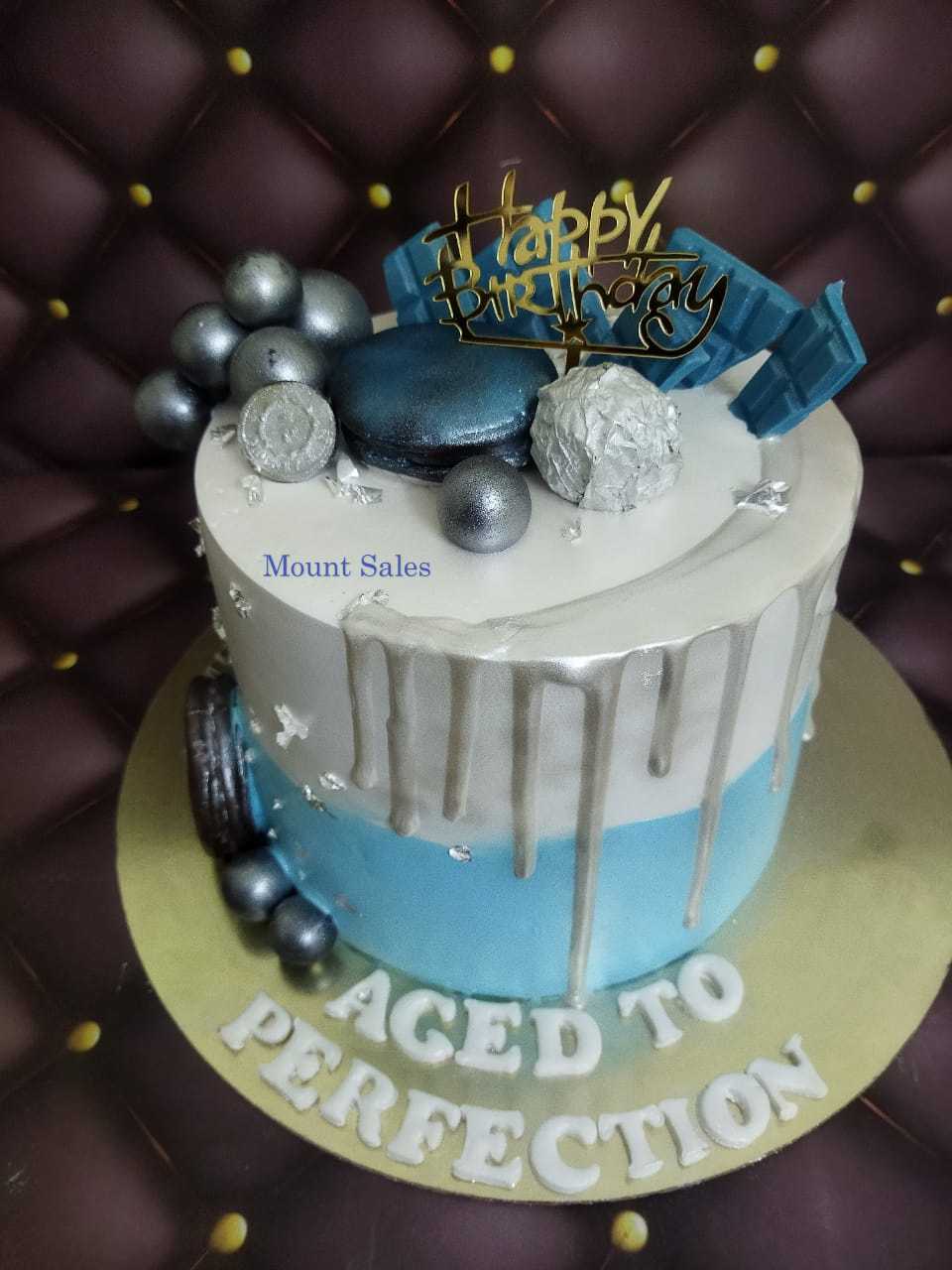 Premium RED N White Velvet Cake