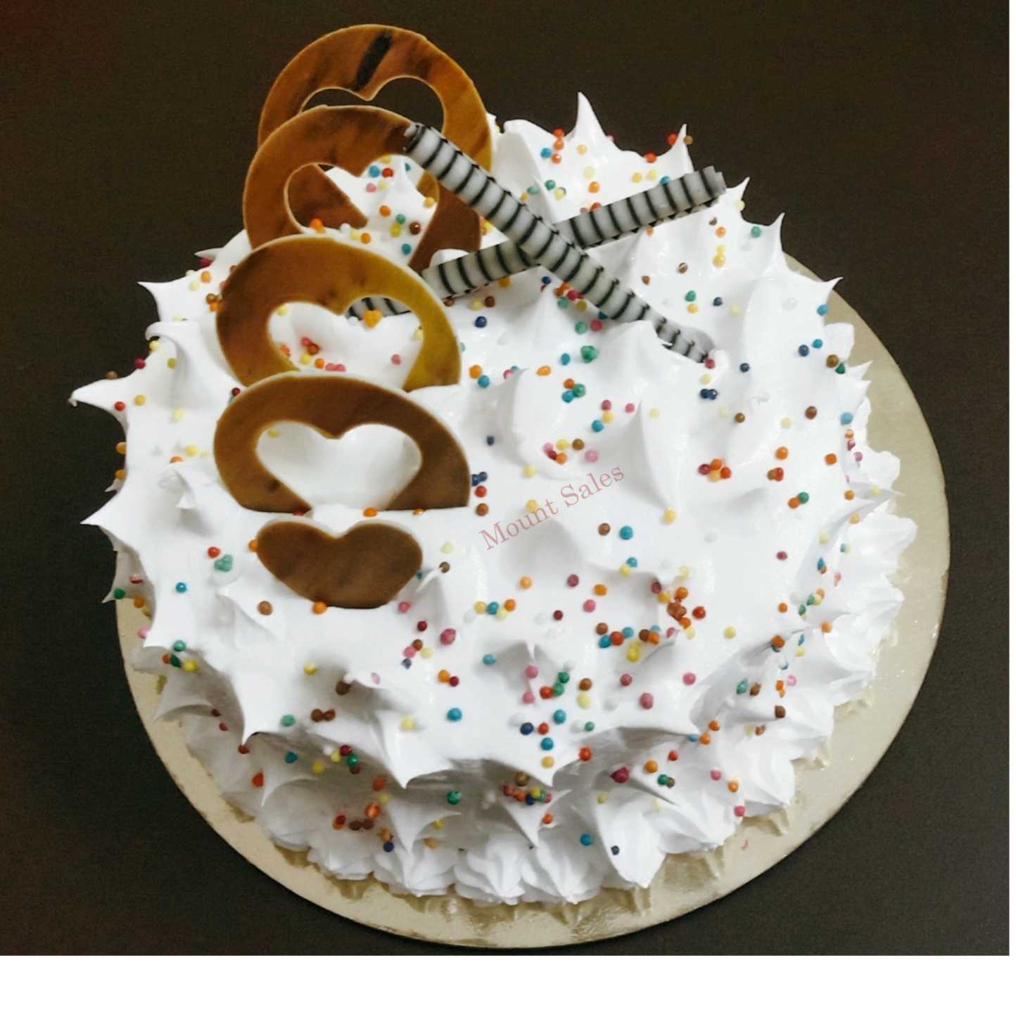 Premium RED N White Velvet Cake