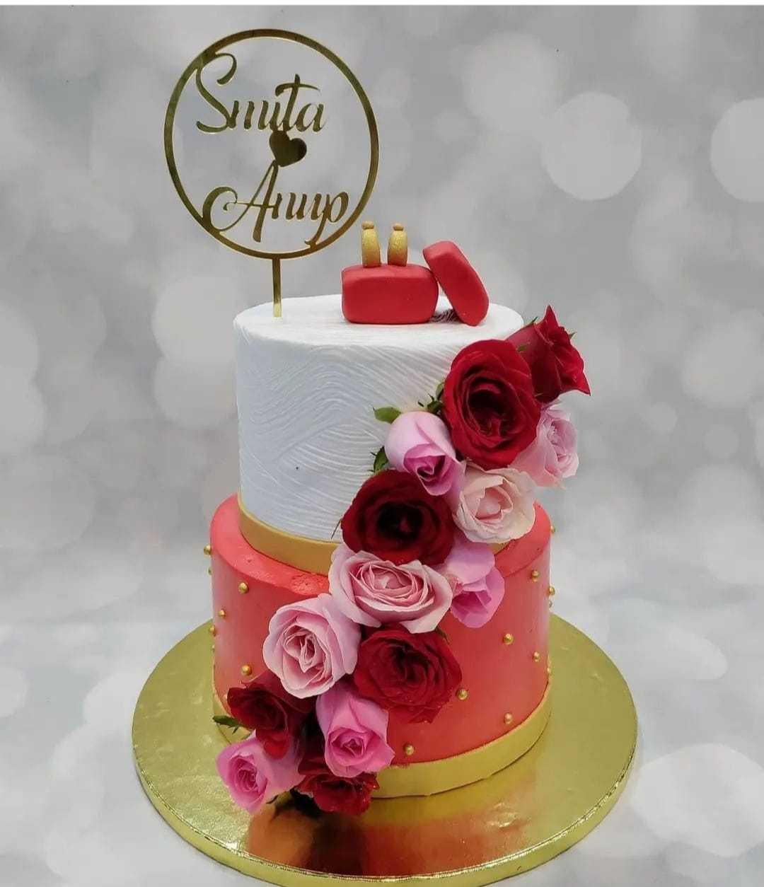 Premium RED N White Velvet Cake