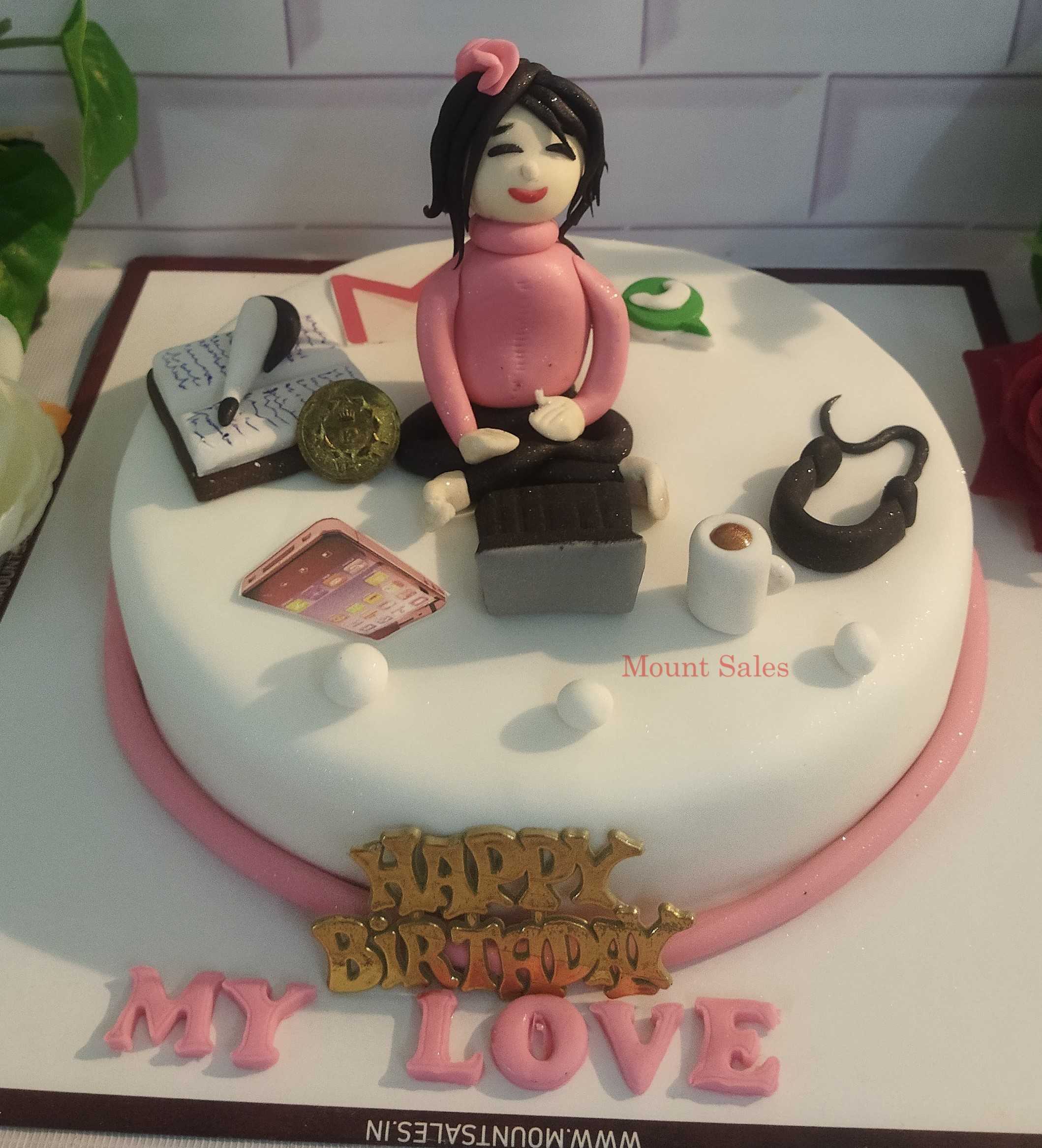 Premium RED N White Velvet Cake