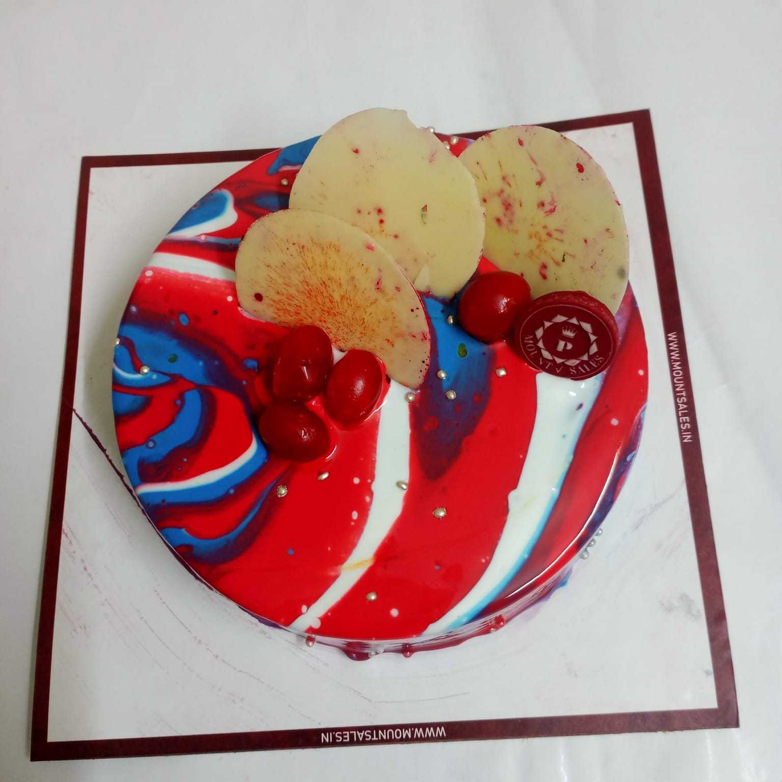 Premium RED N White Velvet Cake