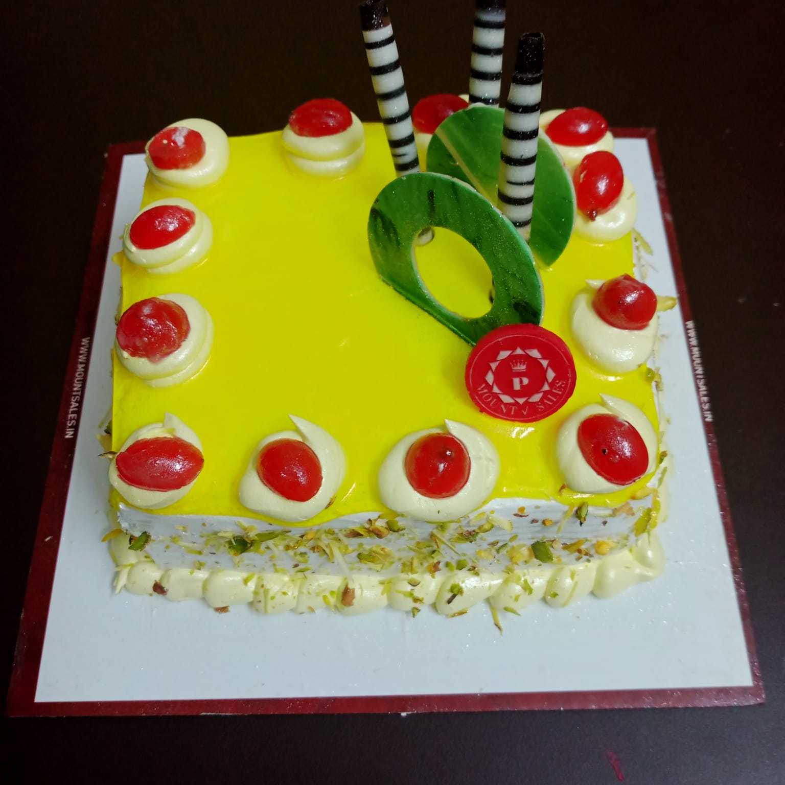Premium RED N White Velvet Cake