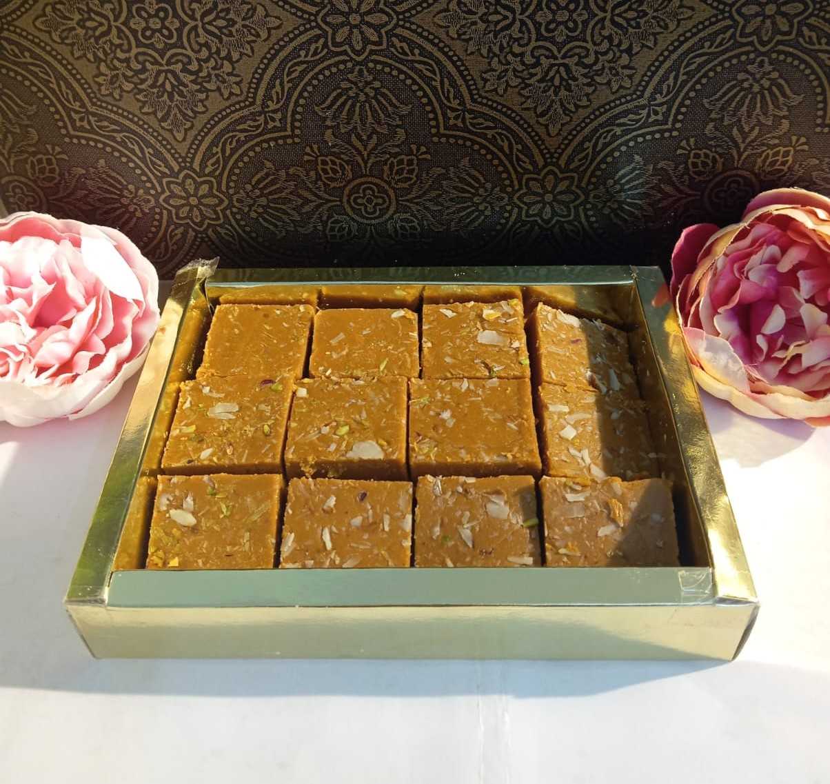 Premium RED N White Velvet Cake