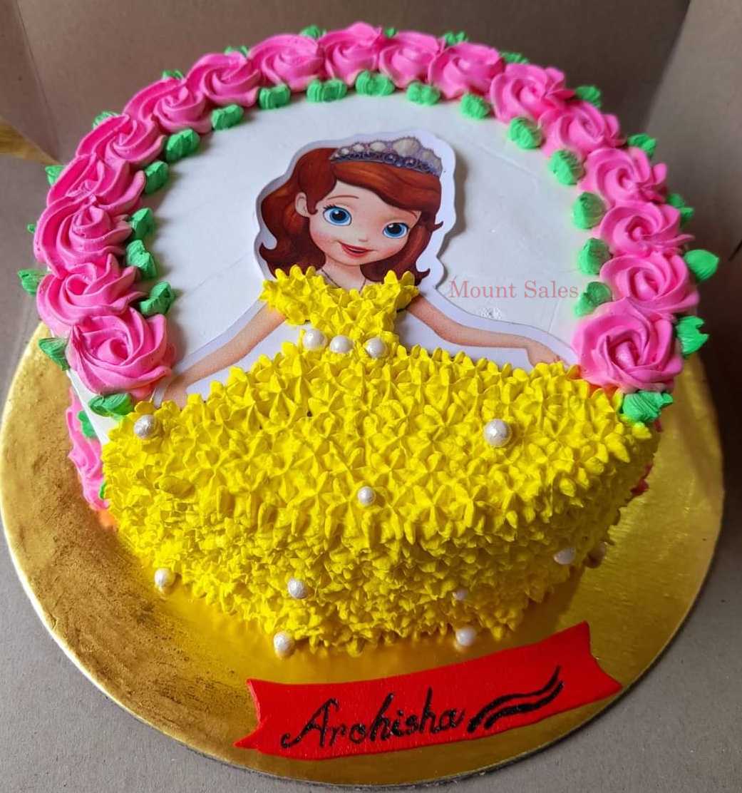 Premium RED N White Velvet Cake