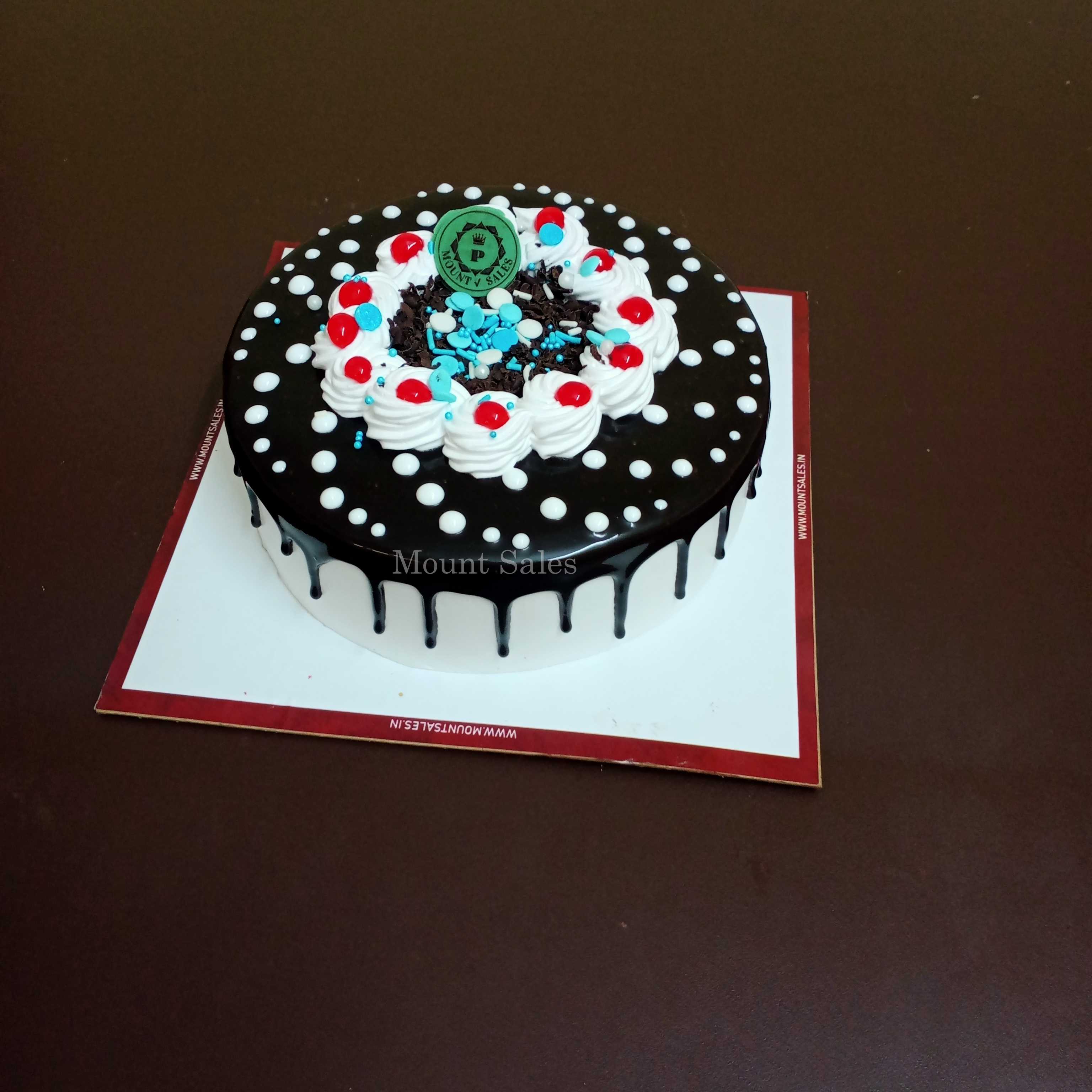 Premium RED N White Velvet Cake