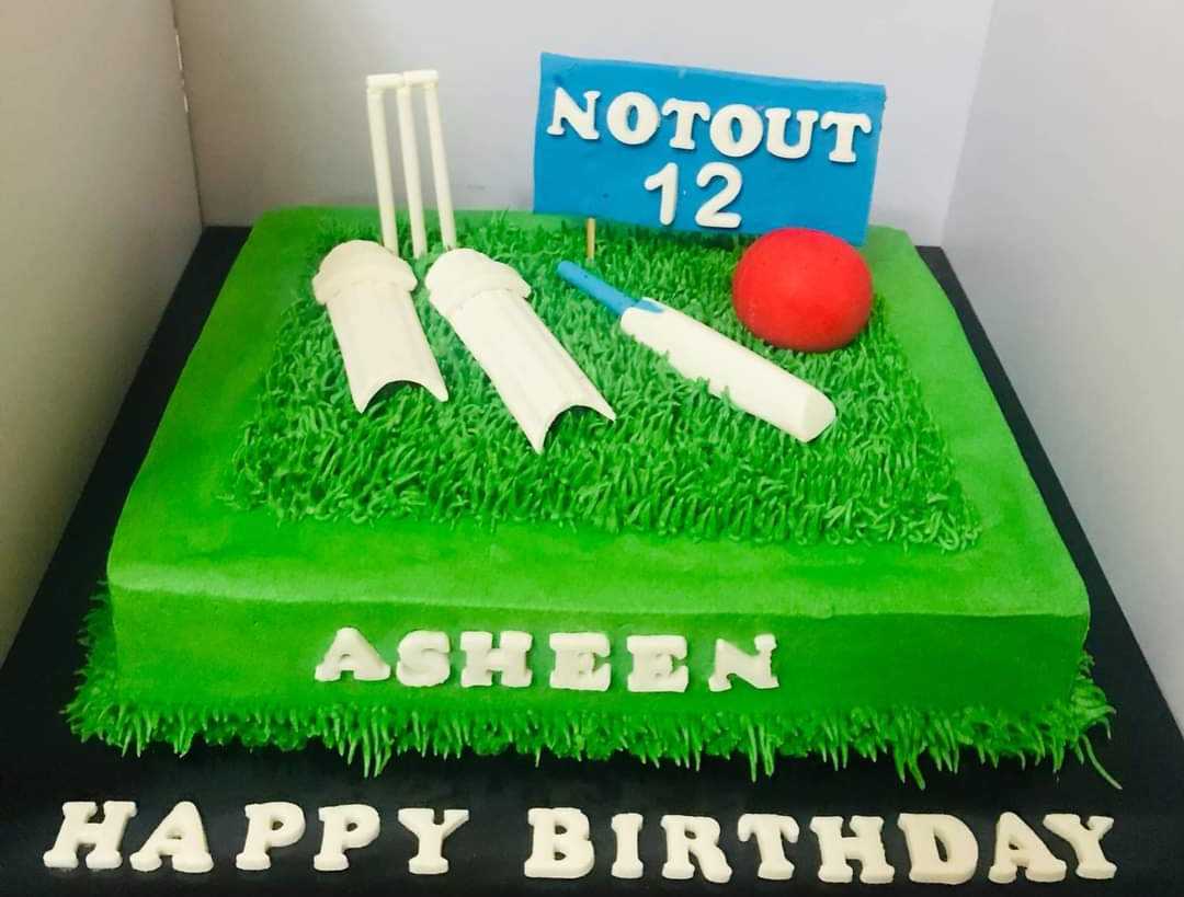 Premium RED N White Velvet Cake