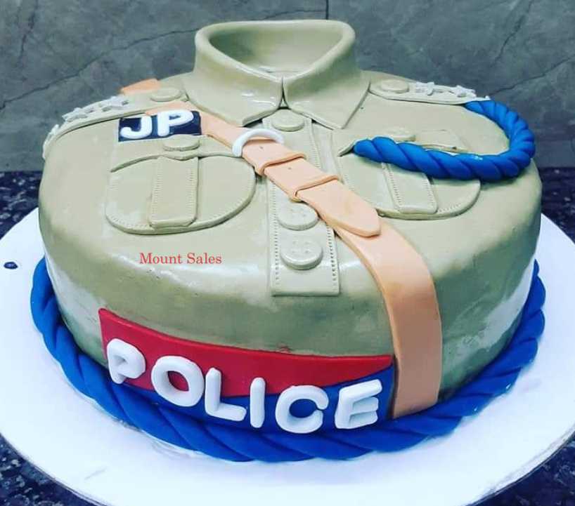 Premium RED N White Velvet Cake