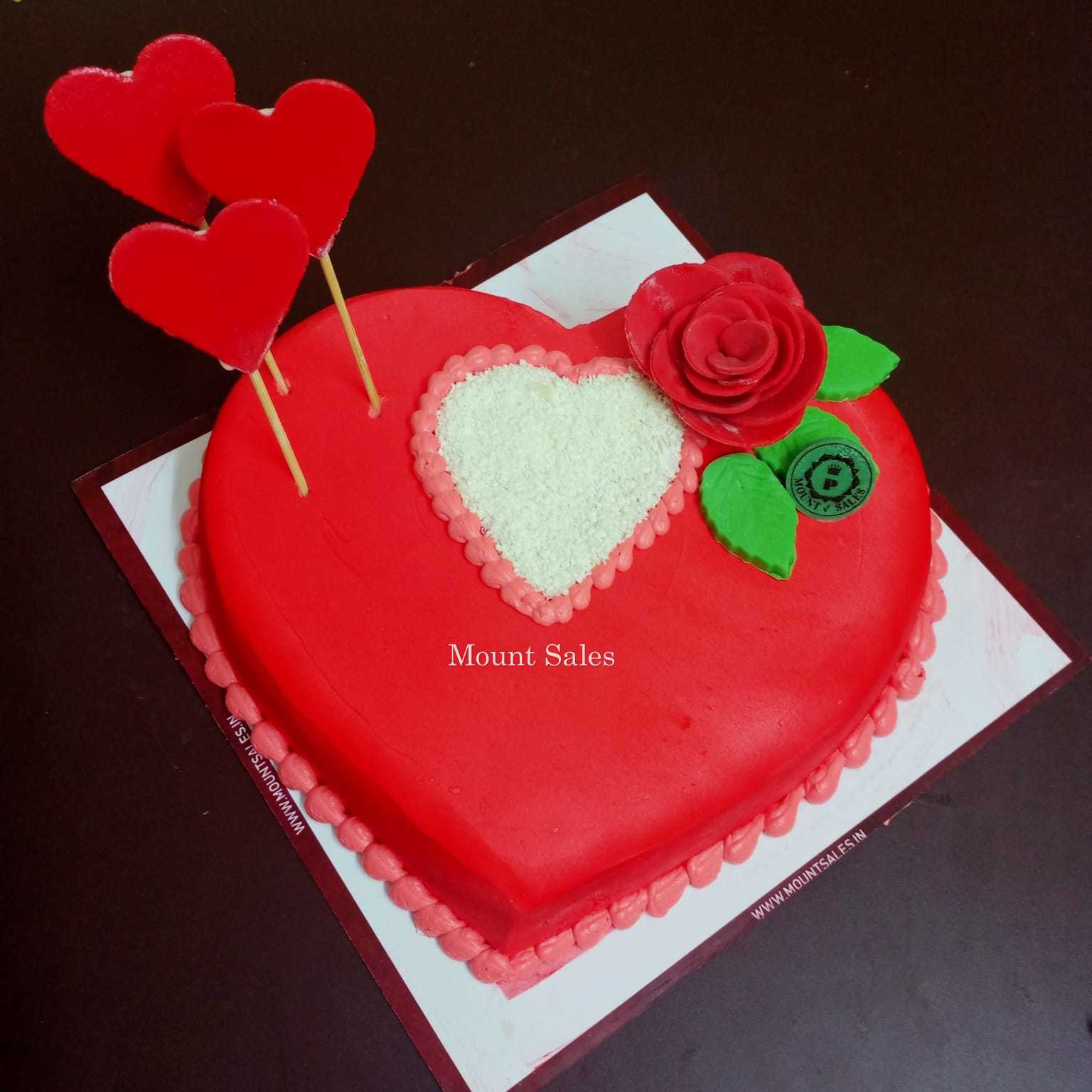 Premium RED N White Velvet Cake