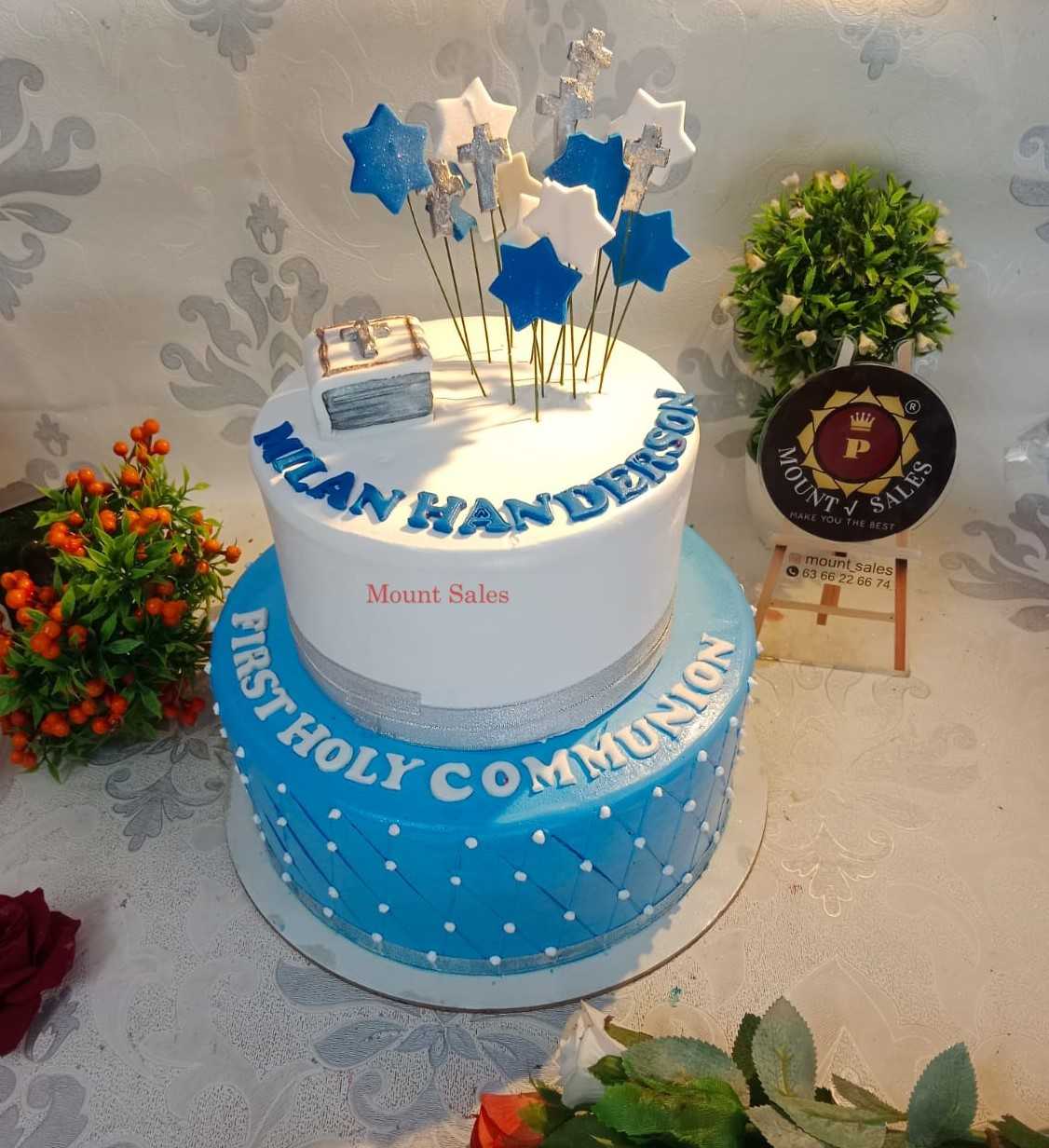 Premium RED N White Velvet Cake