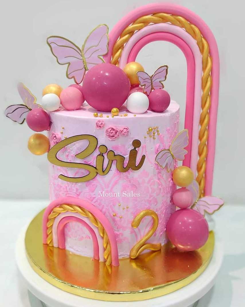 Premium RED N White Velvet Cake