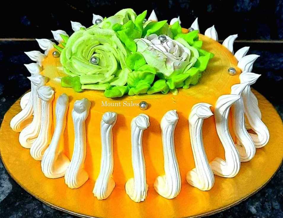 Premium RED N White Velvet Cake